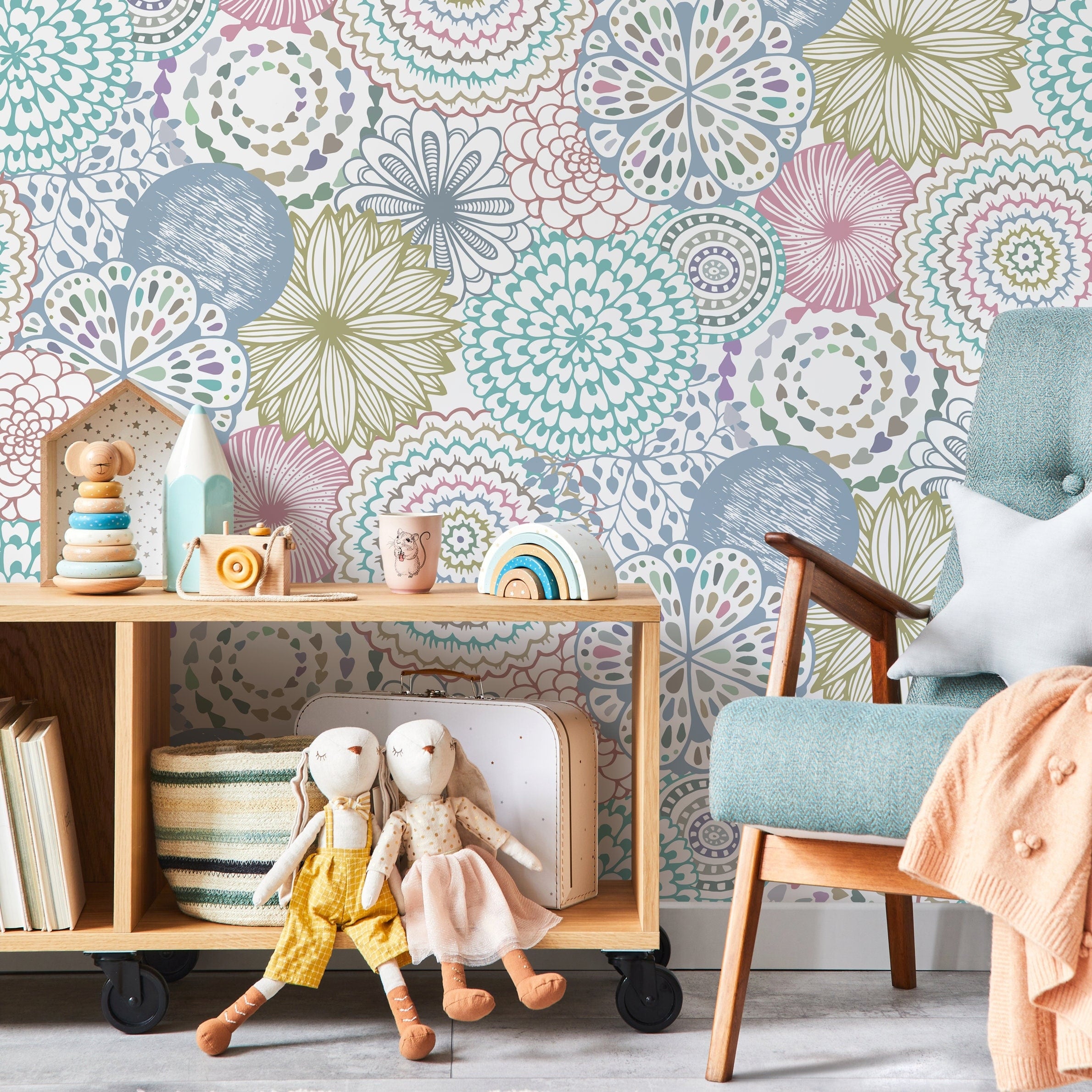 Floral Wallpaper With Doodle Style Mandalas In Teal, Pink, And Green - B361