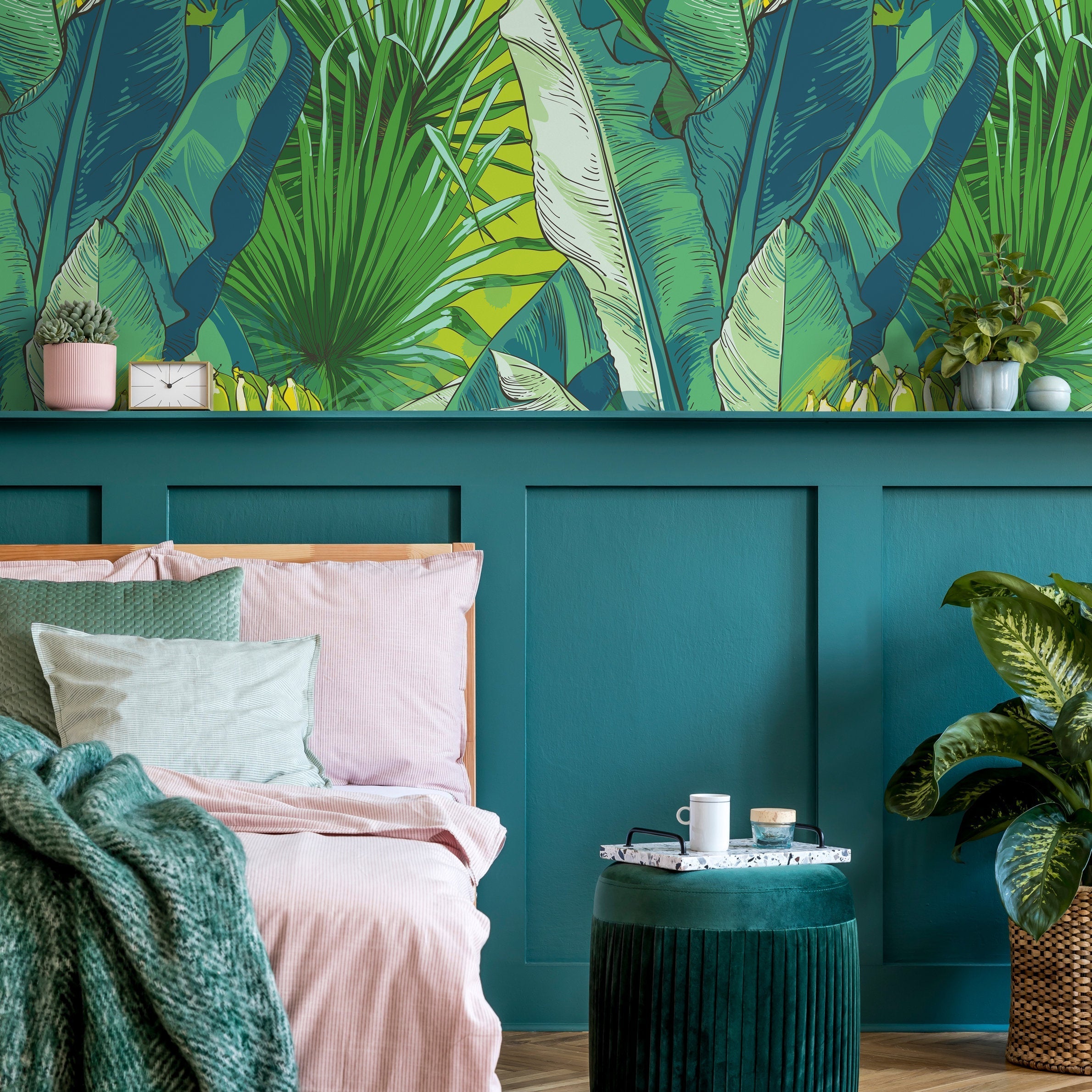 Tropical Wallpaper With Sketched Banana Leaves In Green And Yellow - B171
