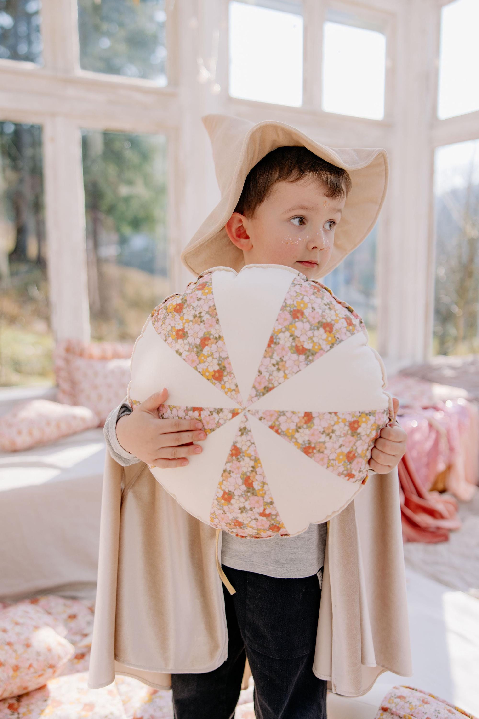 “green Garden” Round Patchwork Pillow