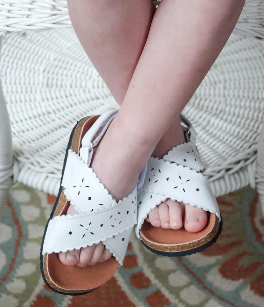 Manhattan Footbed Sandals - White