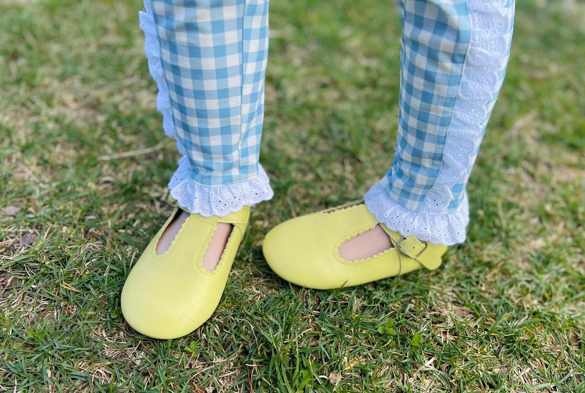 T-straps Yellow Leather