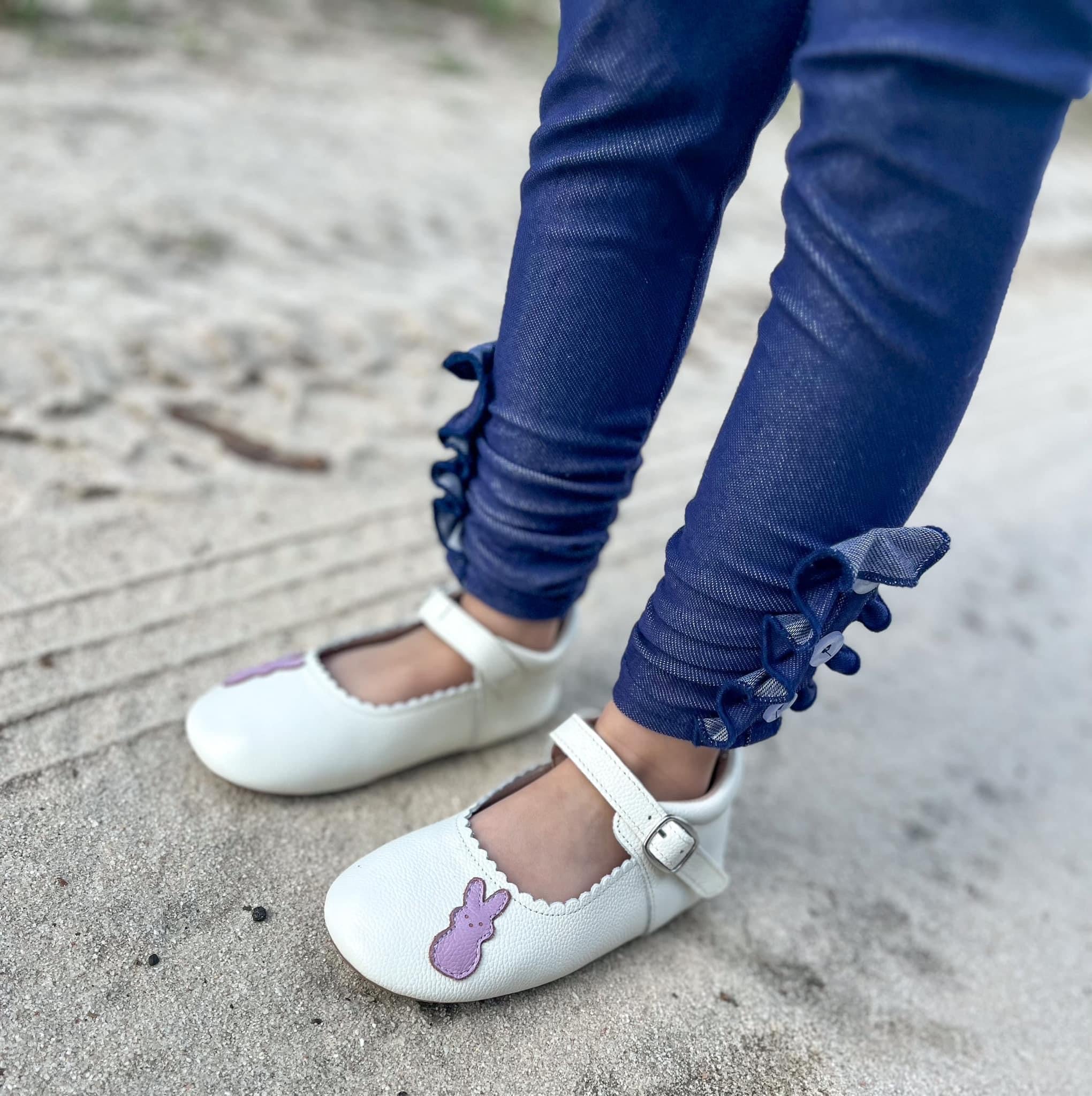 Mary Jane - Ivory With Peeps Patch