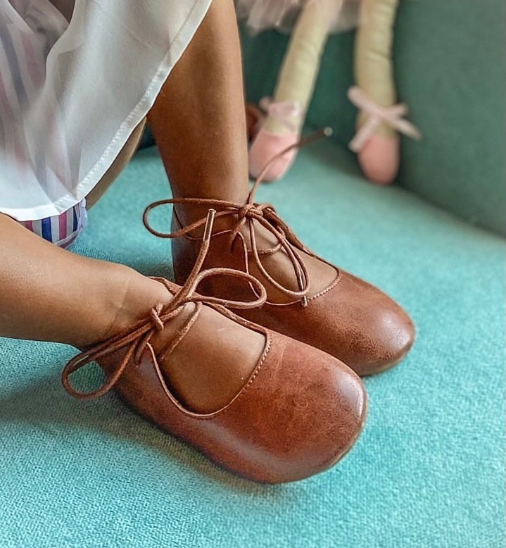 Londyn Tie Mary Jane Distressed Leather - Brown