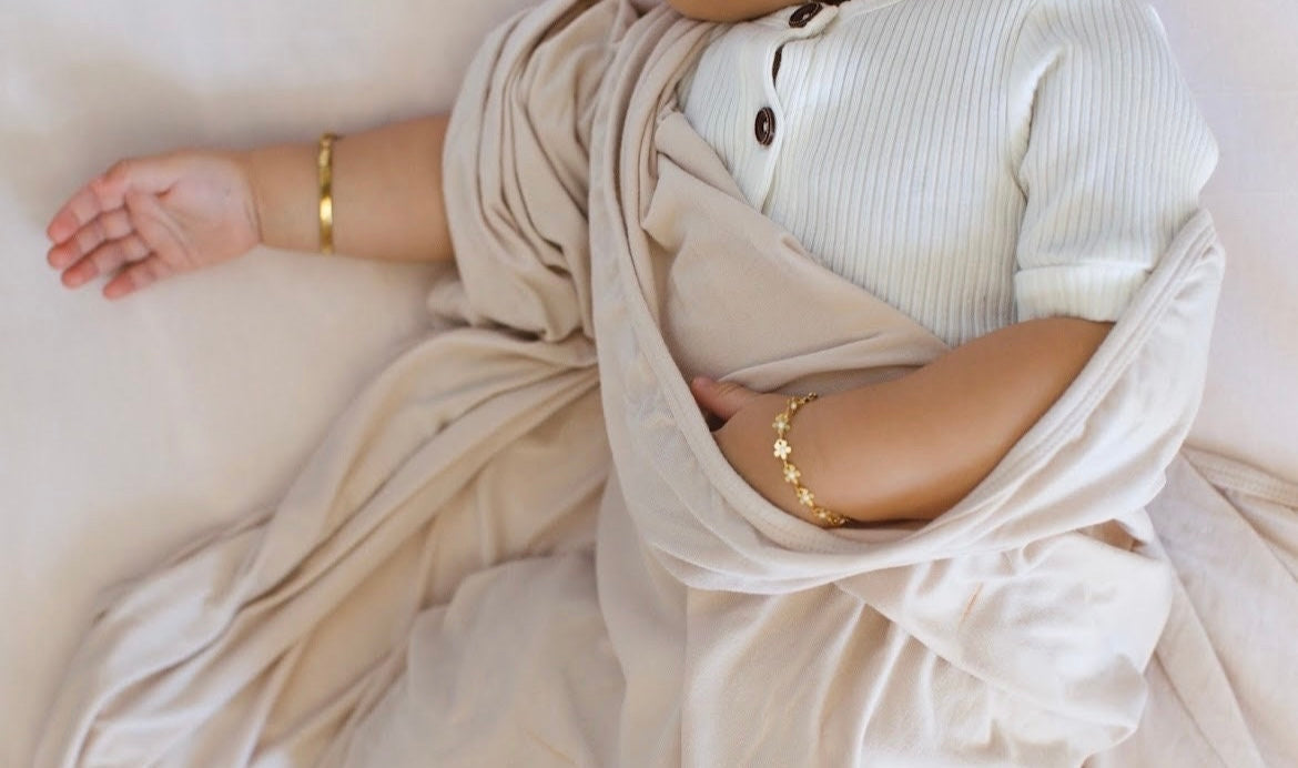 Gold Daisy Chain Bracelet