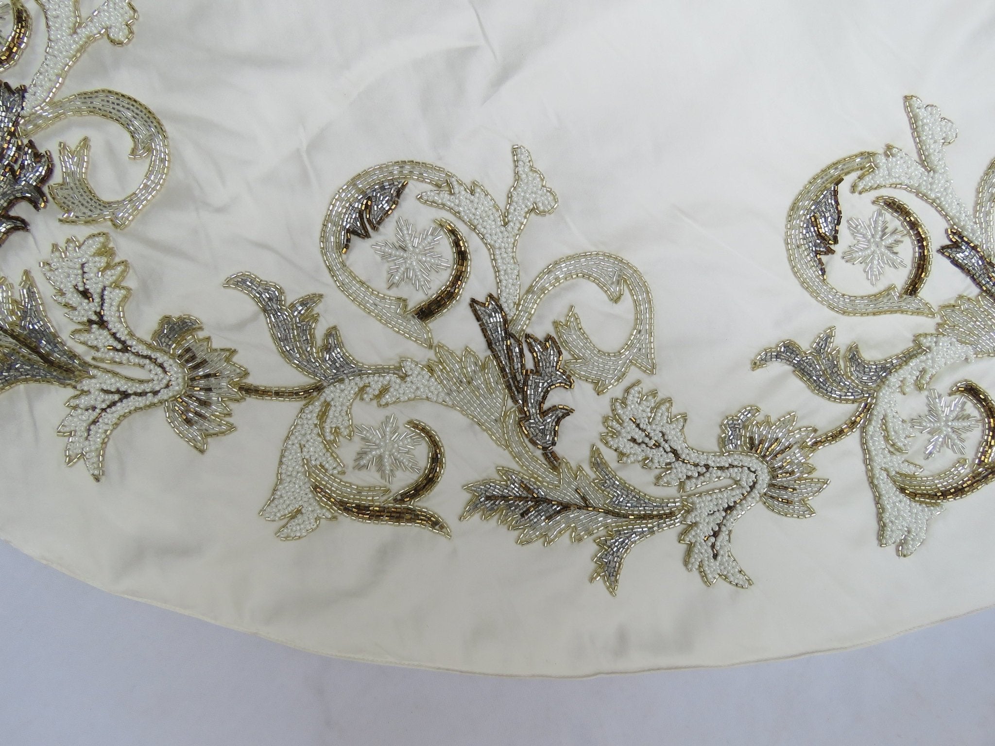 Hand Beaded Imperial Design Large Silk Cream Christmas Tree Skirt 60"