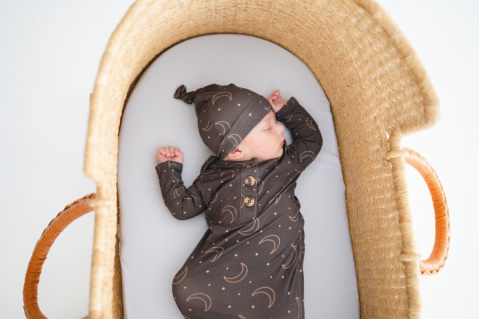 Knot Hat - Midnight Moon