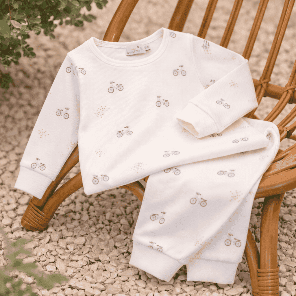 Lehane | Boys Ivory Ribbed Cotton Vintage Bike Two-piece Set
