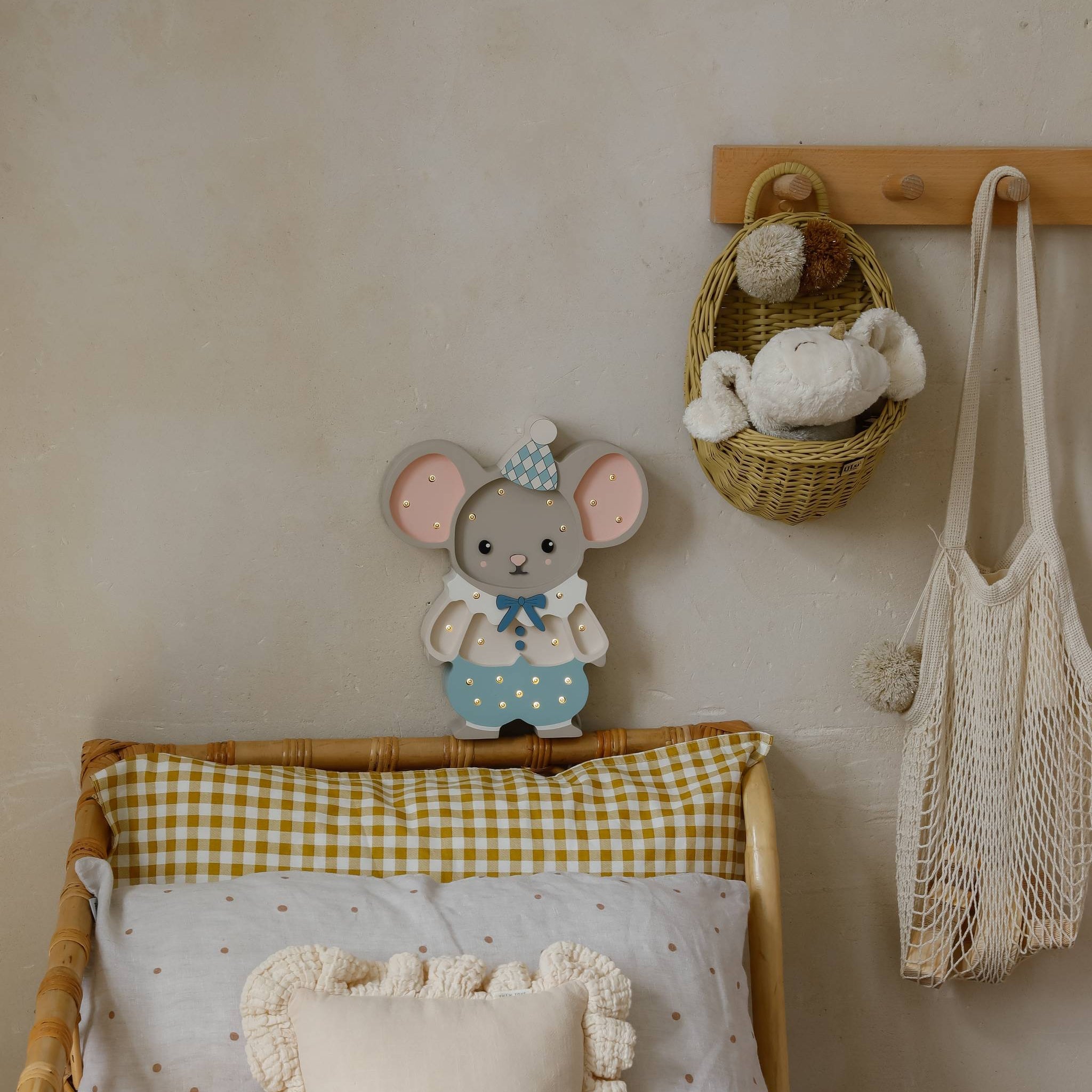 Felix The Mouse Lamp