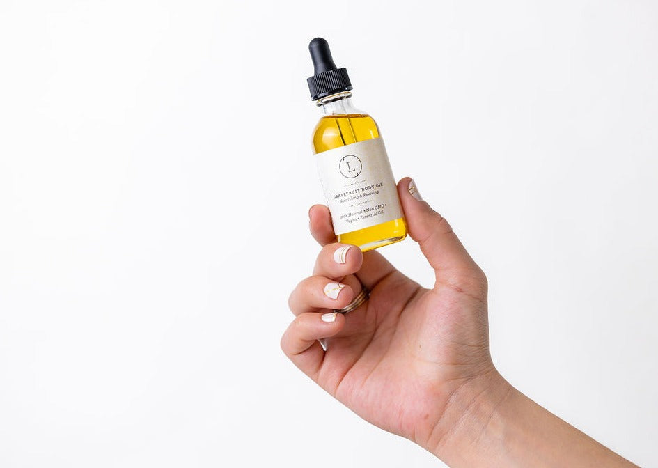 Moisturizing Set With Grapefruit Body Oil And Body Scrub