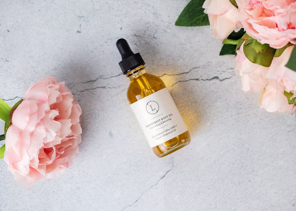 Moisturizing Set With Grapefruit Body Oil And Body Scrub