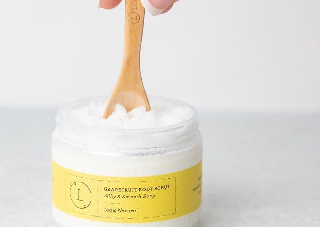 Moisturizing Set With Grapefruit Body Oil And Body Scrub