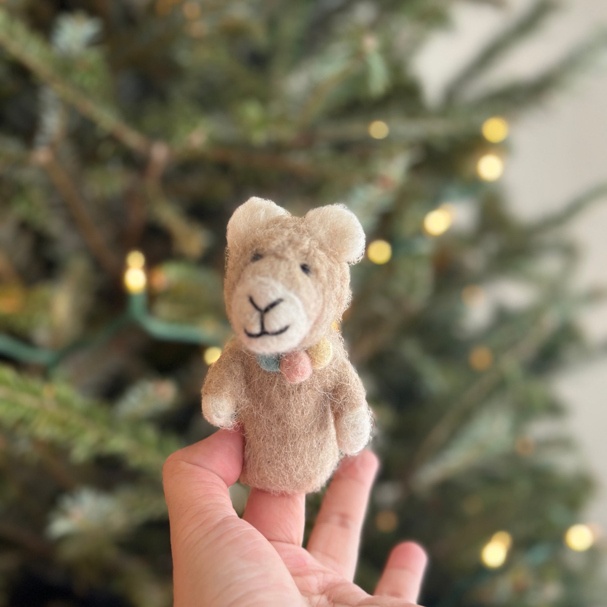 Llama Finger Puppet