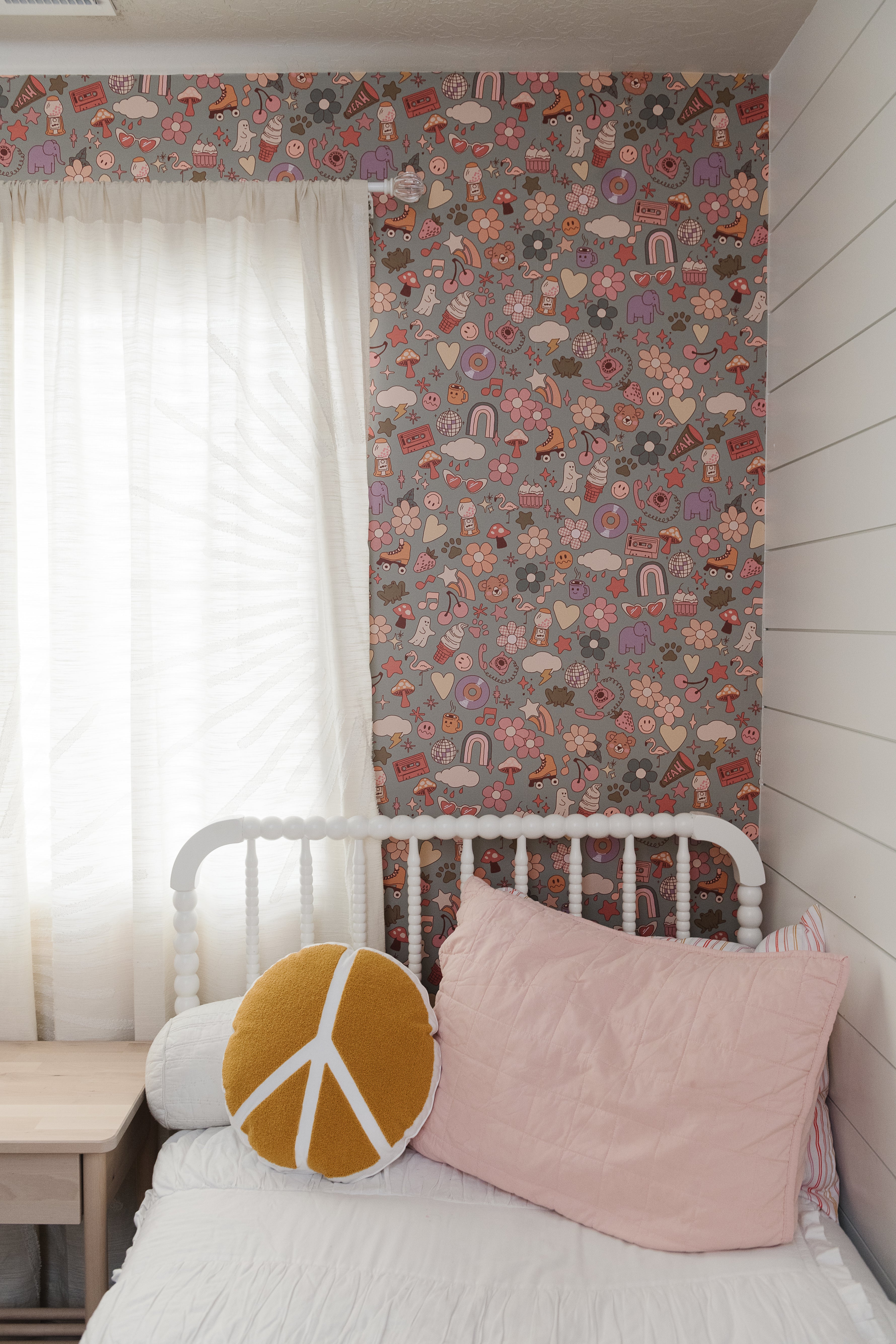 Lollie Wallpaper By Thread Mama