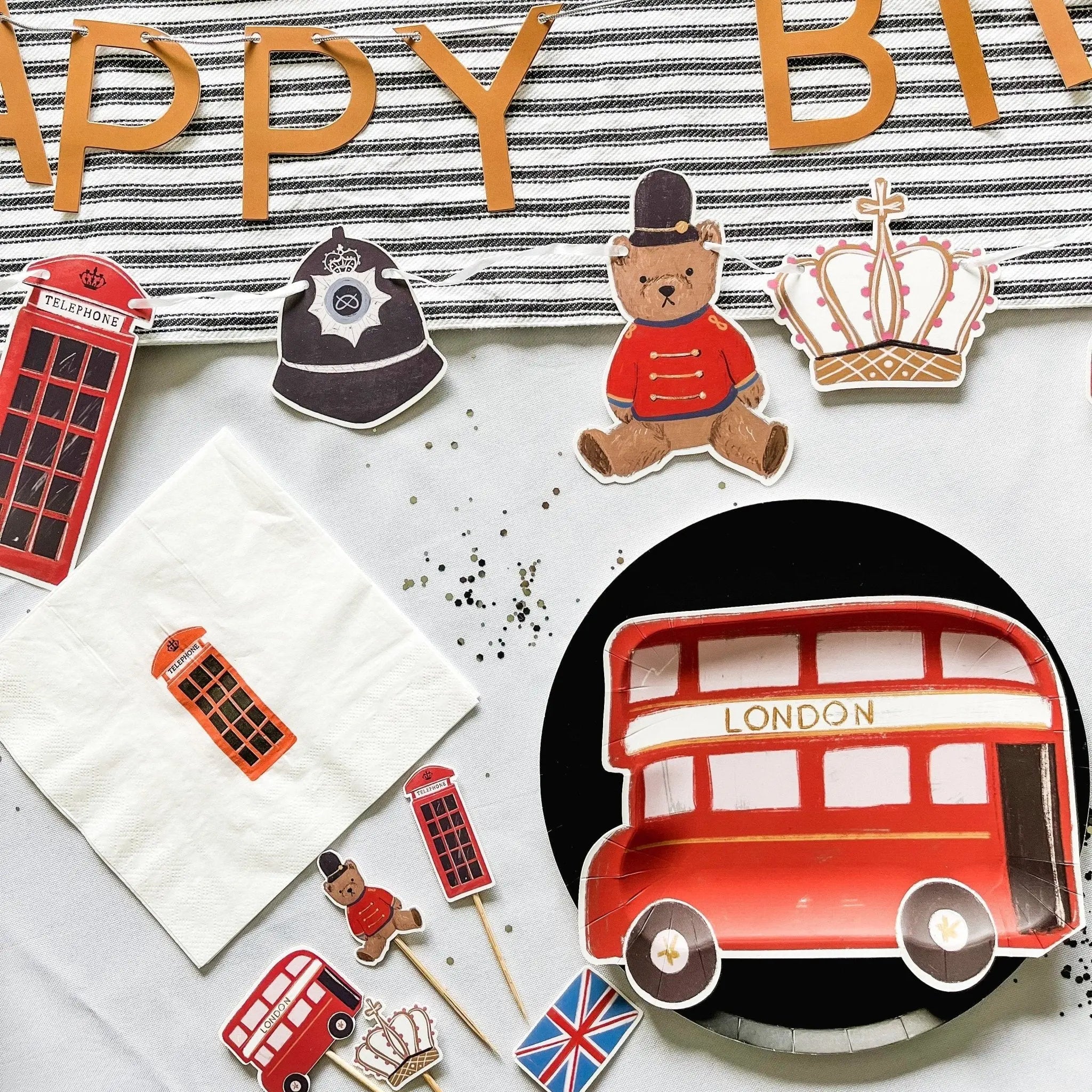 London Bus Small Shaped Plate, 8 Inch, Pack Of 8