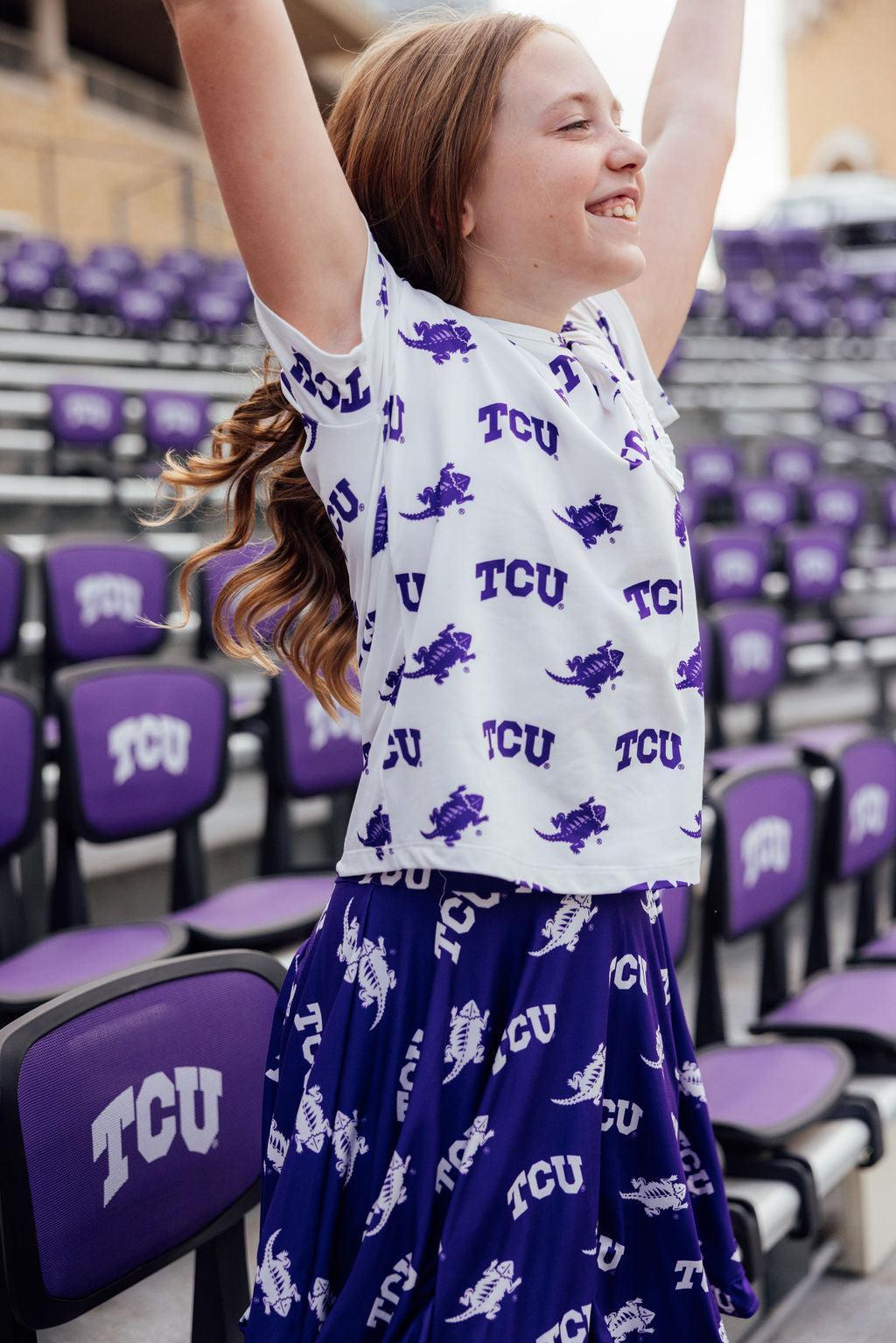 Tcu White Frog Ruffle Pocket Tee