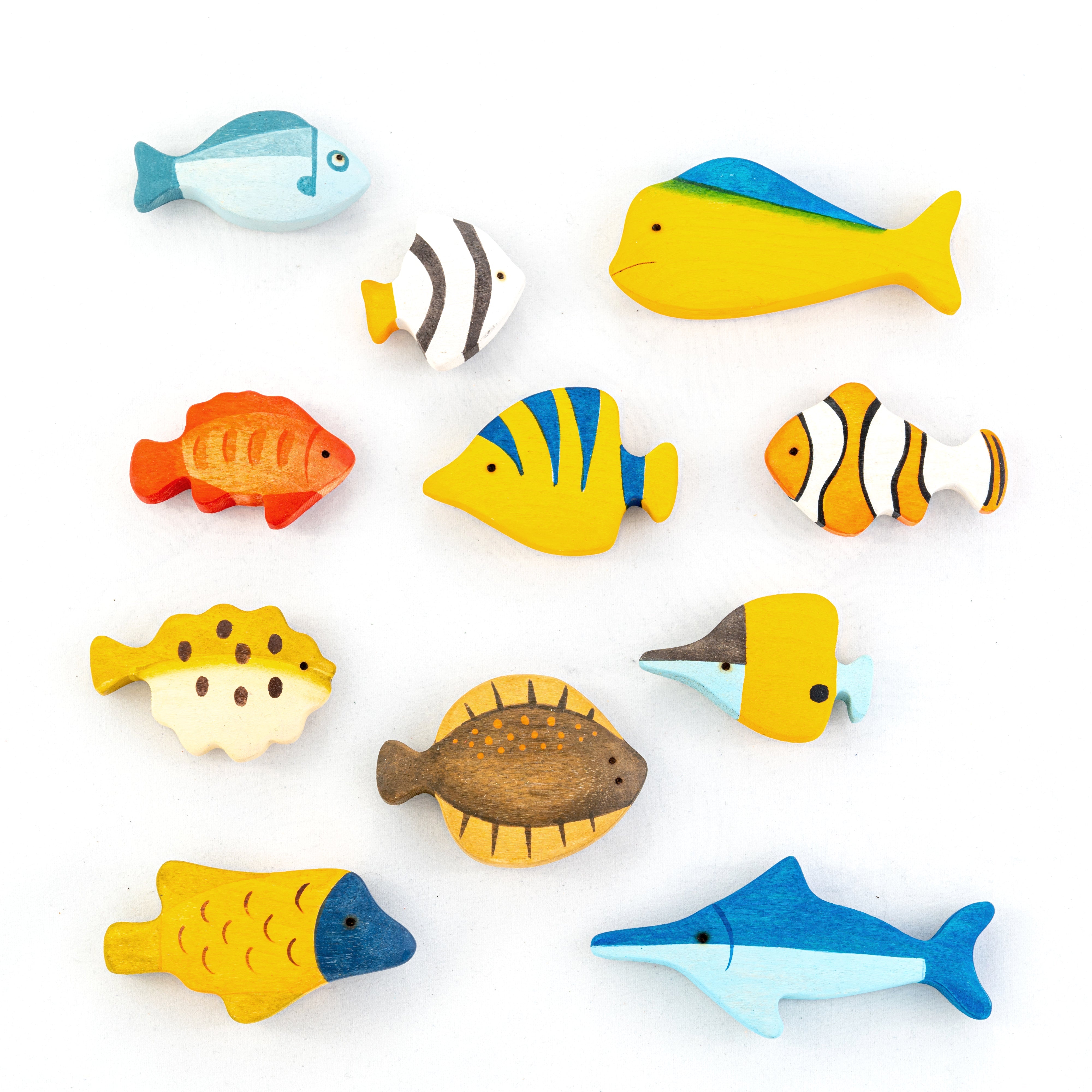 Wooden Fish Figurines Toys- 11 Pieces