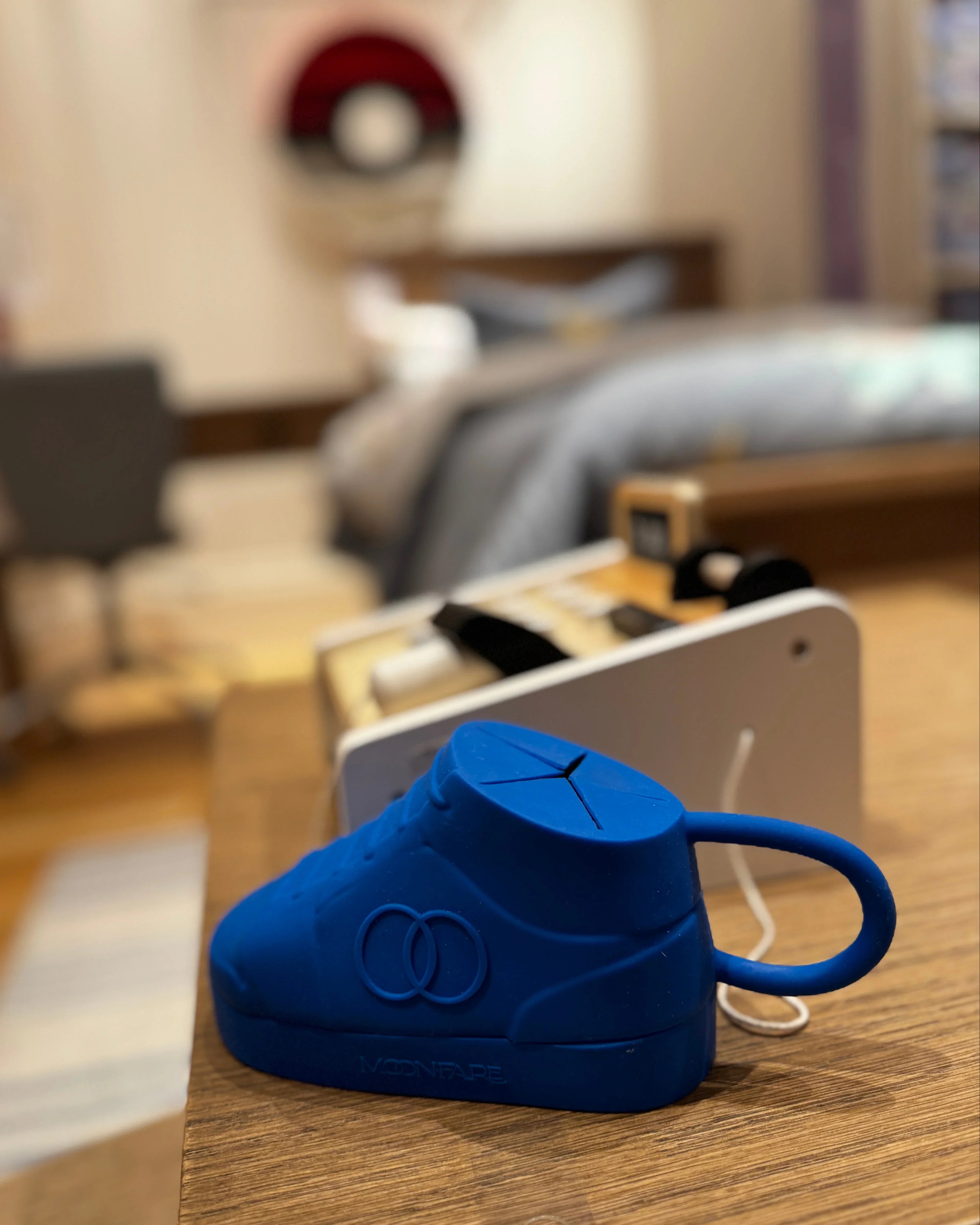 Iconic Snack Holder For Kids & Toddlers