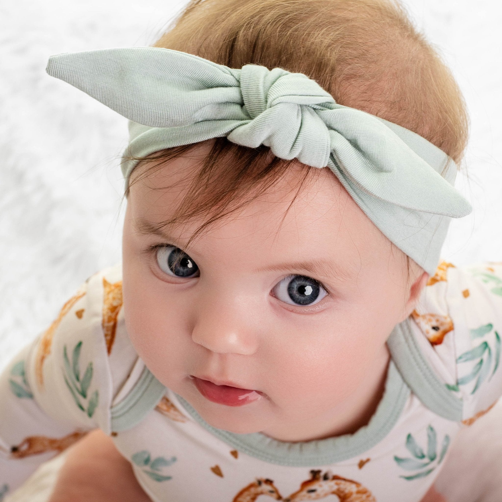 Mother's Love (giraffe) Bow