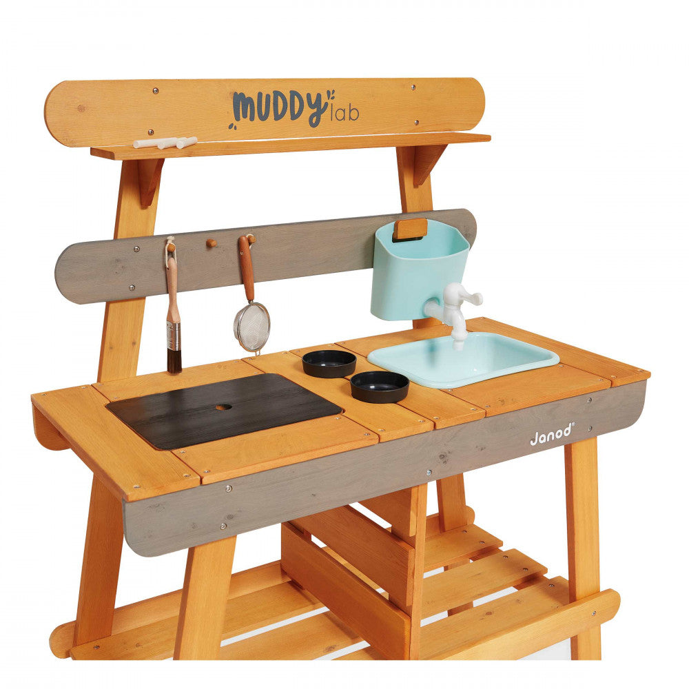 Muddy Lab - Outdoor Kitchen