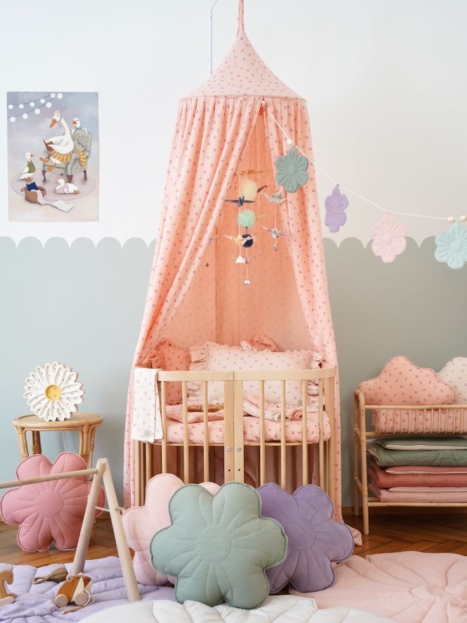 "pink Forget-me-not" Canopy