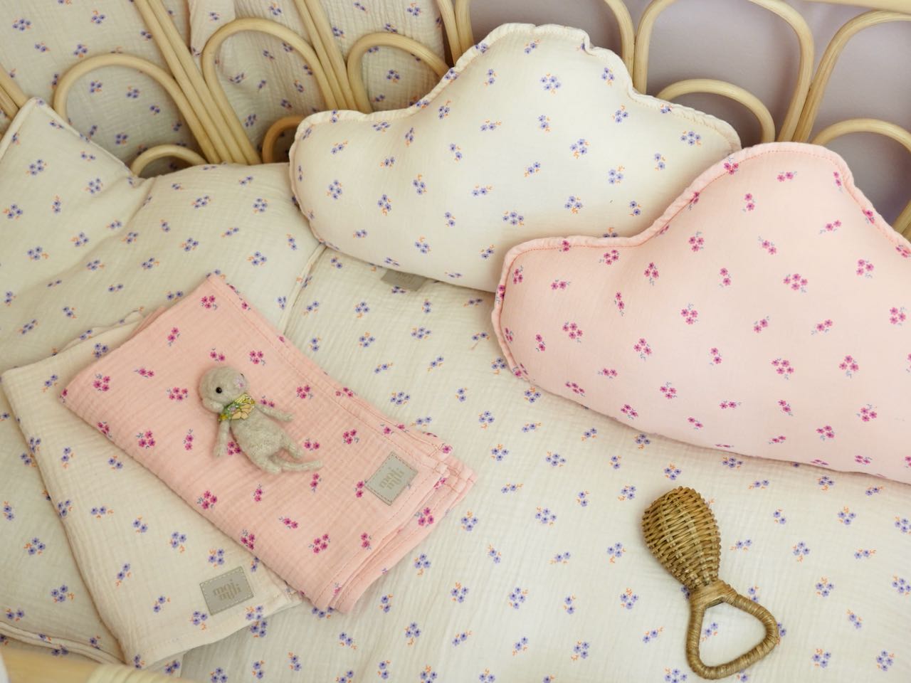 Pink And Purple Forget-me-not - Muslin Nappies (set Of 2)