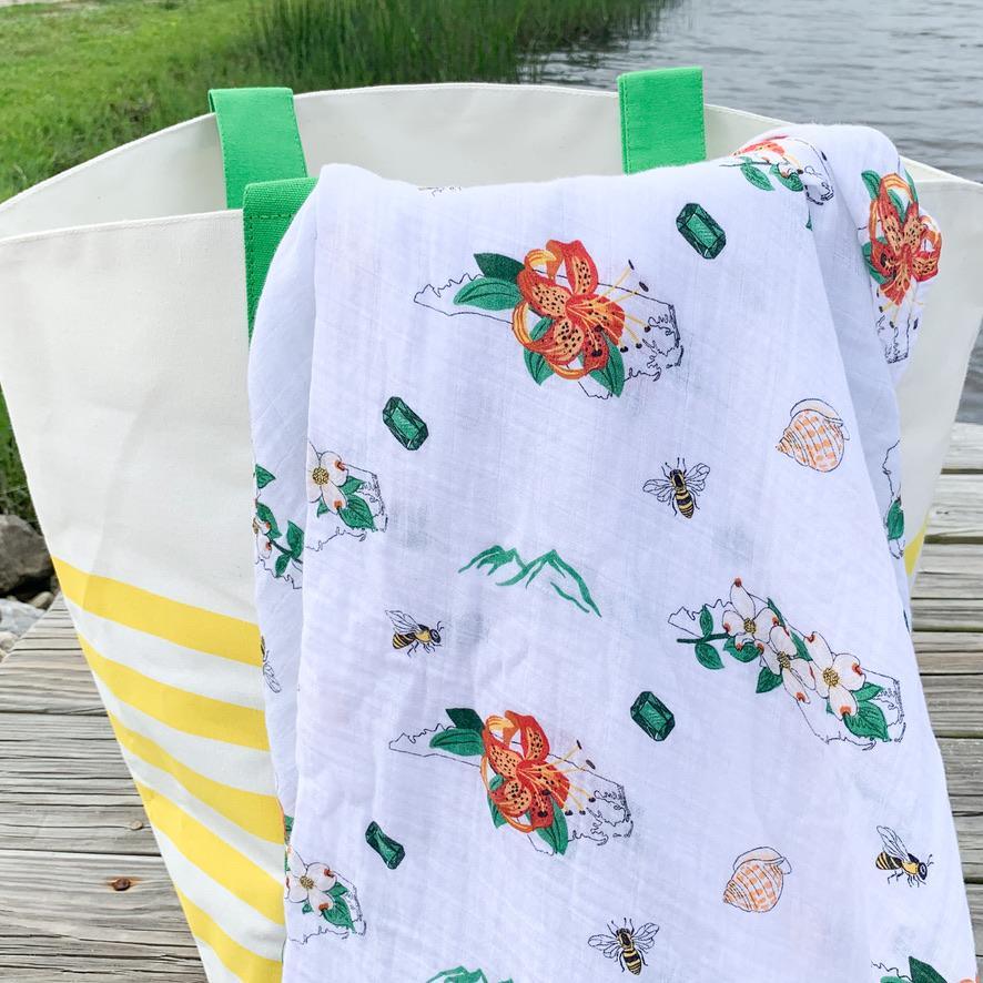 Gift Set: North Carolina Baby Muslin Swaddle Blanket And Burp Cloth/bib Combo (floral)