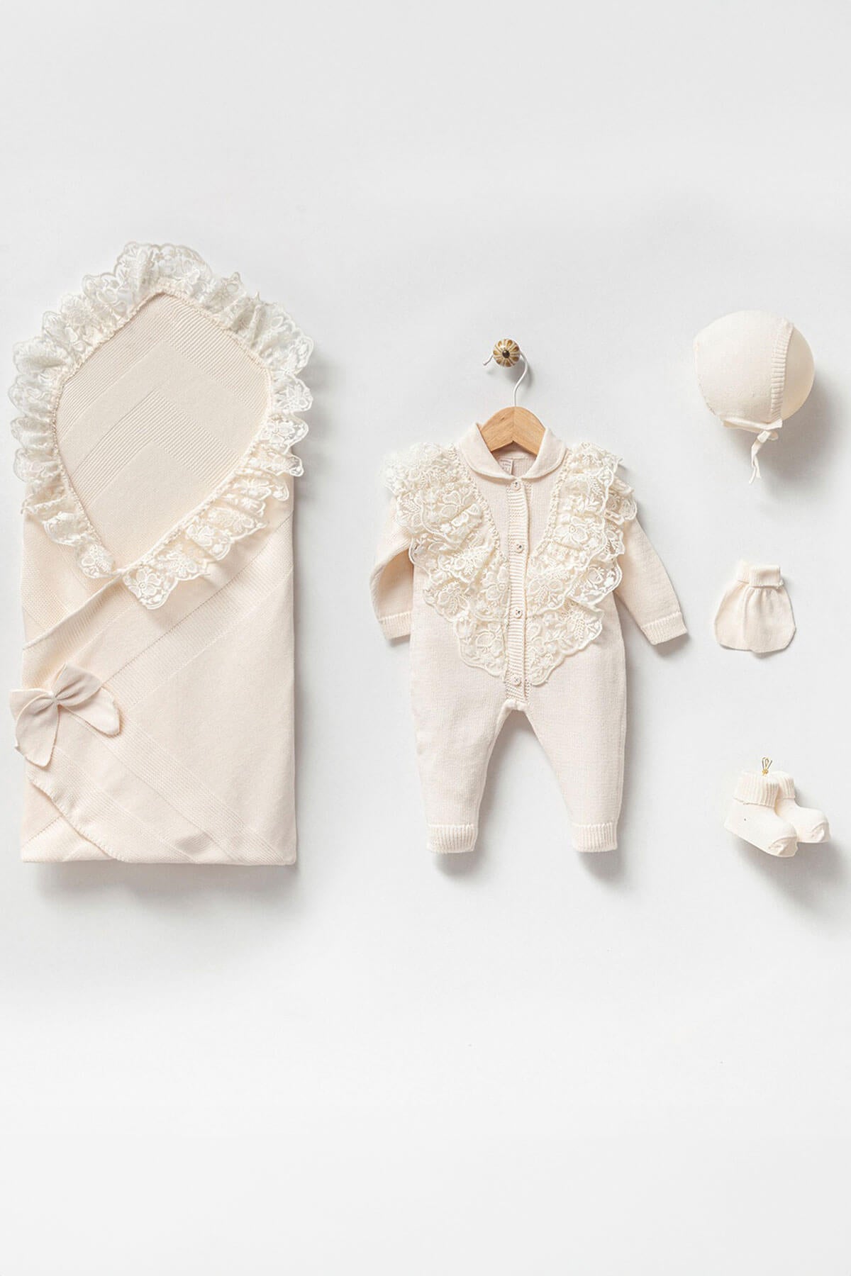 Eva Cream Newborn Knitwear Coming Home Set (5 Pcs)