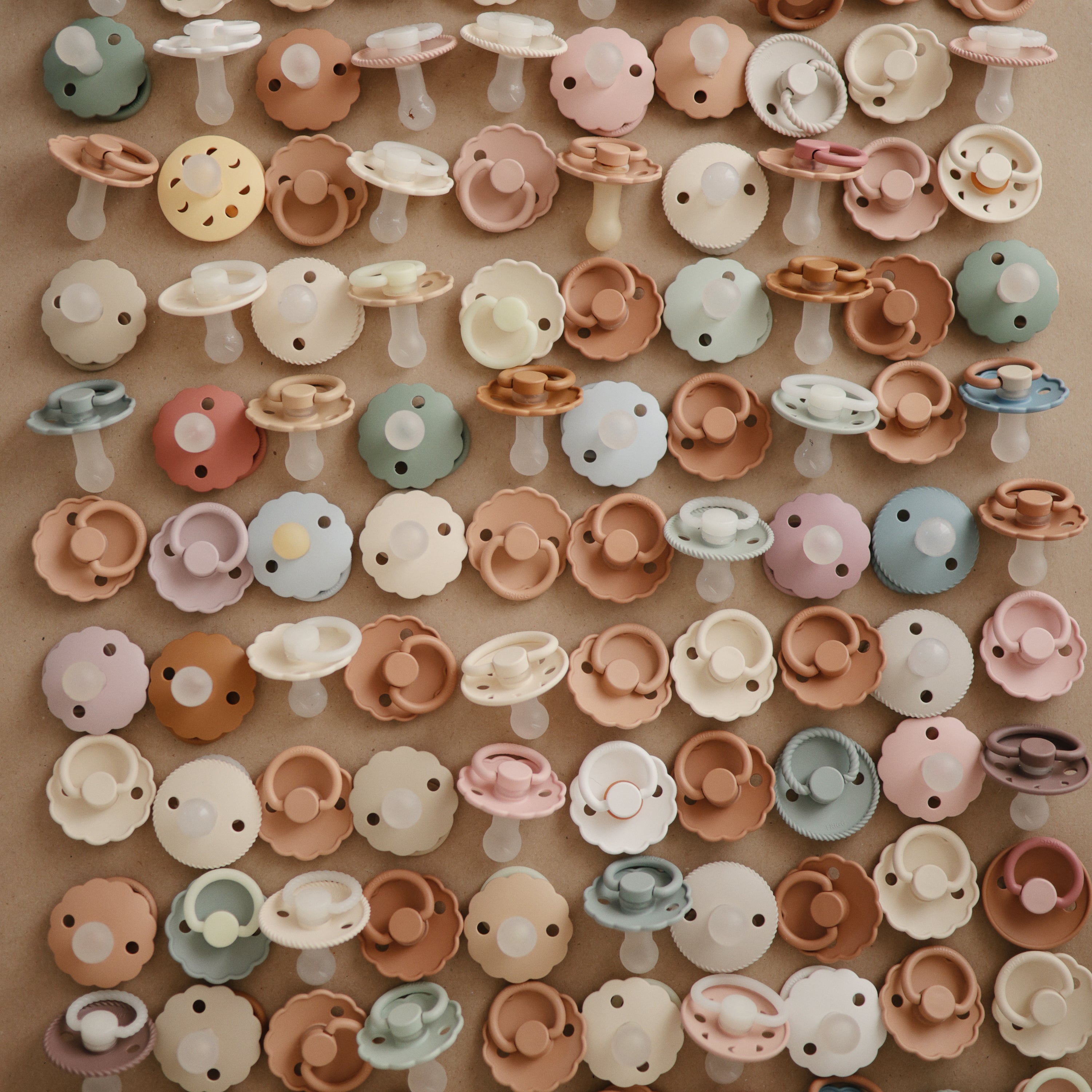 Frigg Daisy Night Silicone Pacifier 2-pack