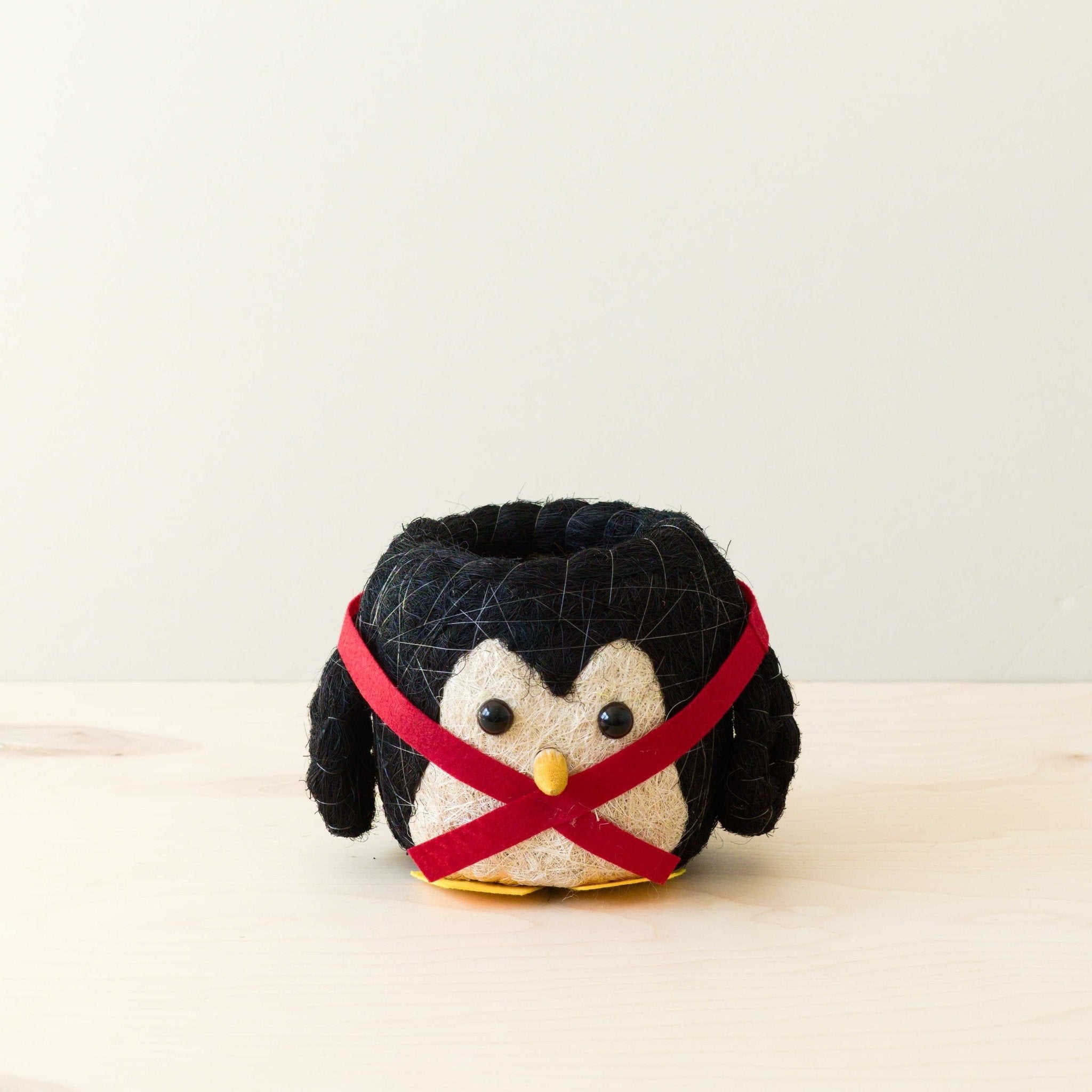 Penguin Planter - Coco Coir Pot | Likhâ