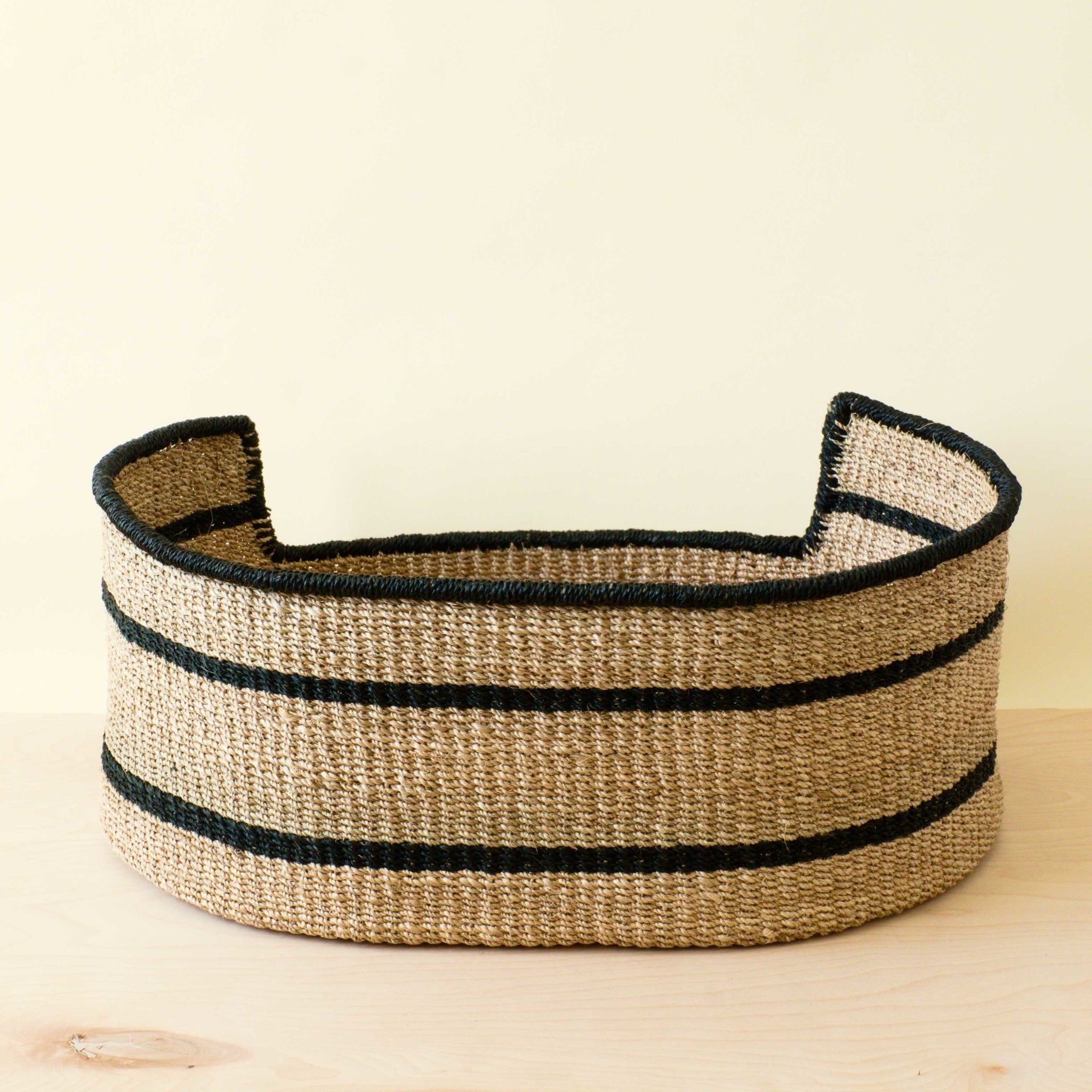 Woven Pet Bed - Wicker Dog Basket Pet Furniture | Likhâ