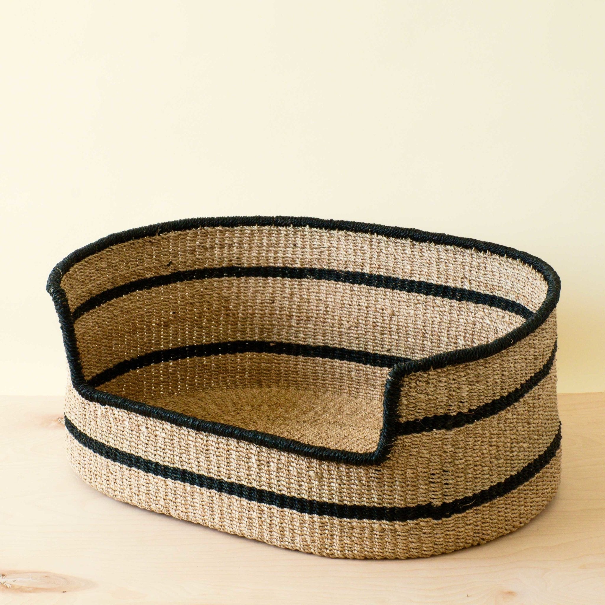 Woven Pet Bed - Wicker Dog Basket Pet Furniture | Likhâ