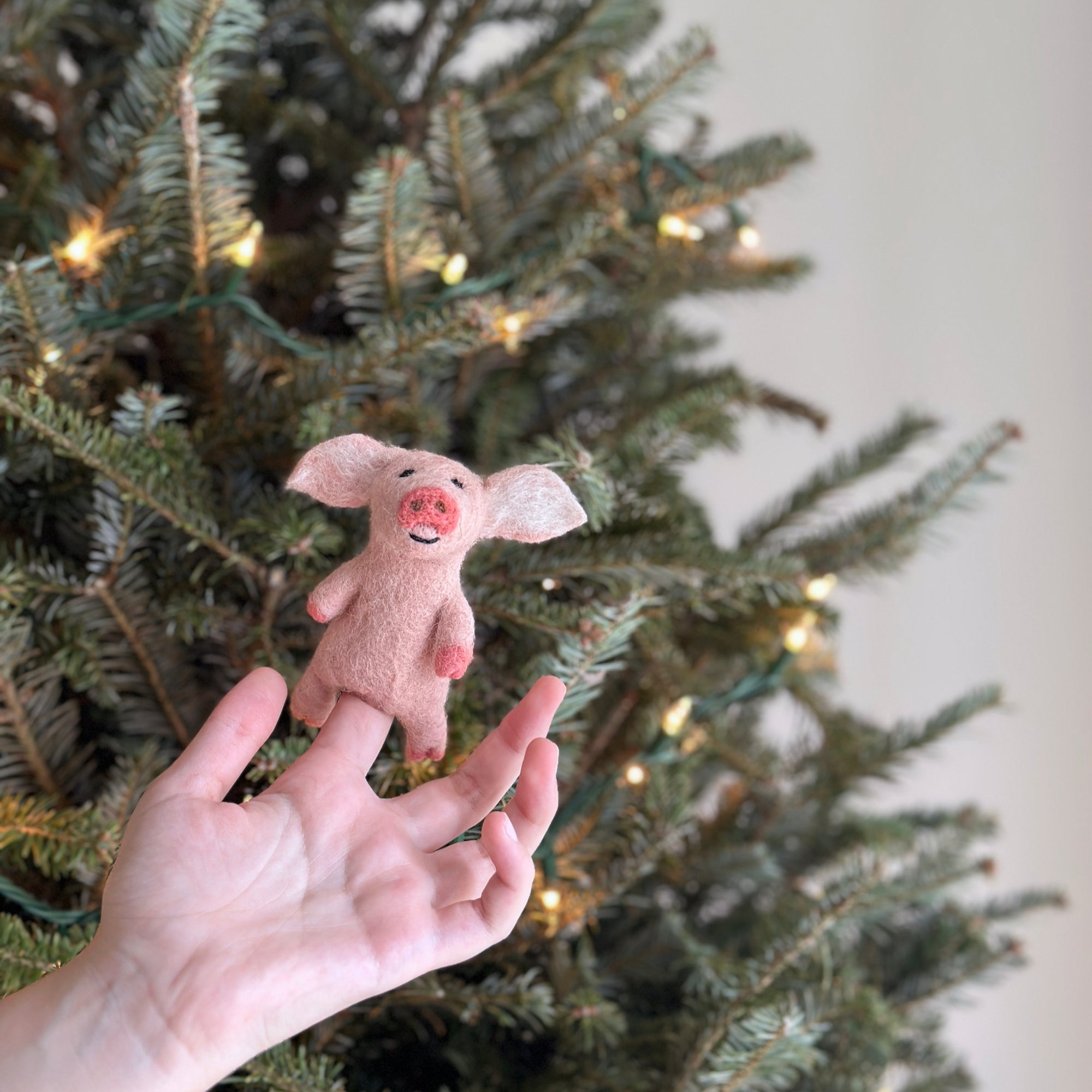 Pig Finger Puppet