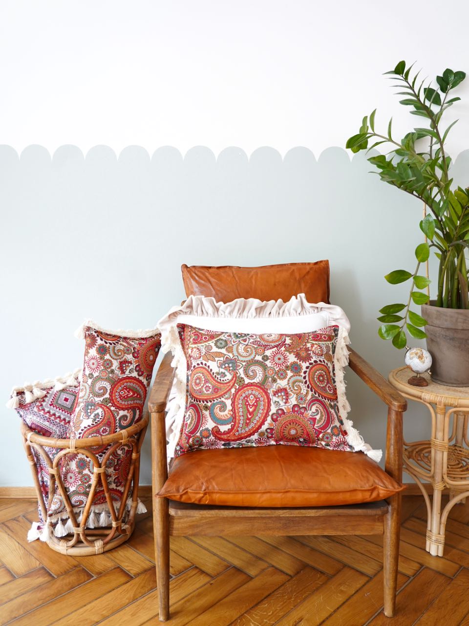 Vintage Paisley - Pillow With Fringe