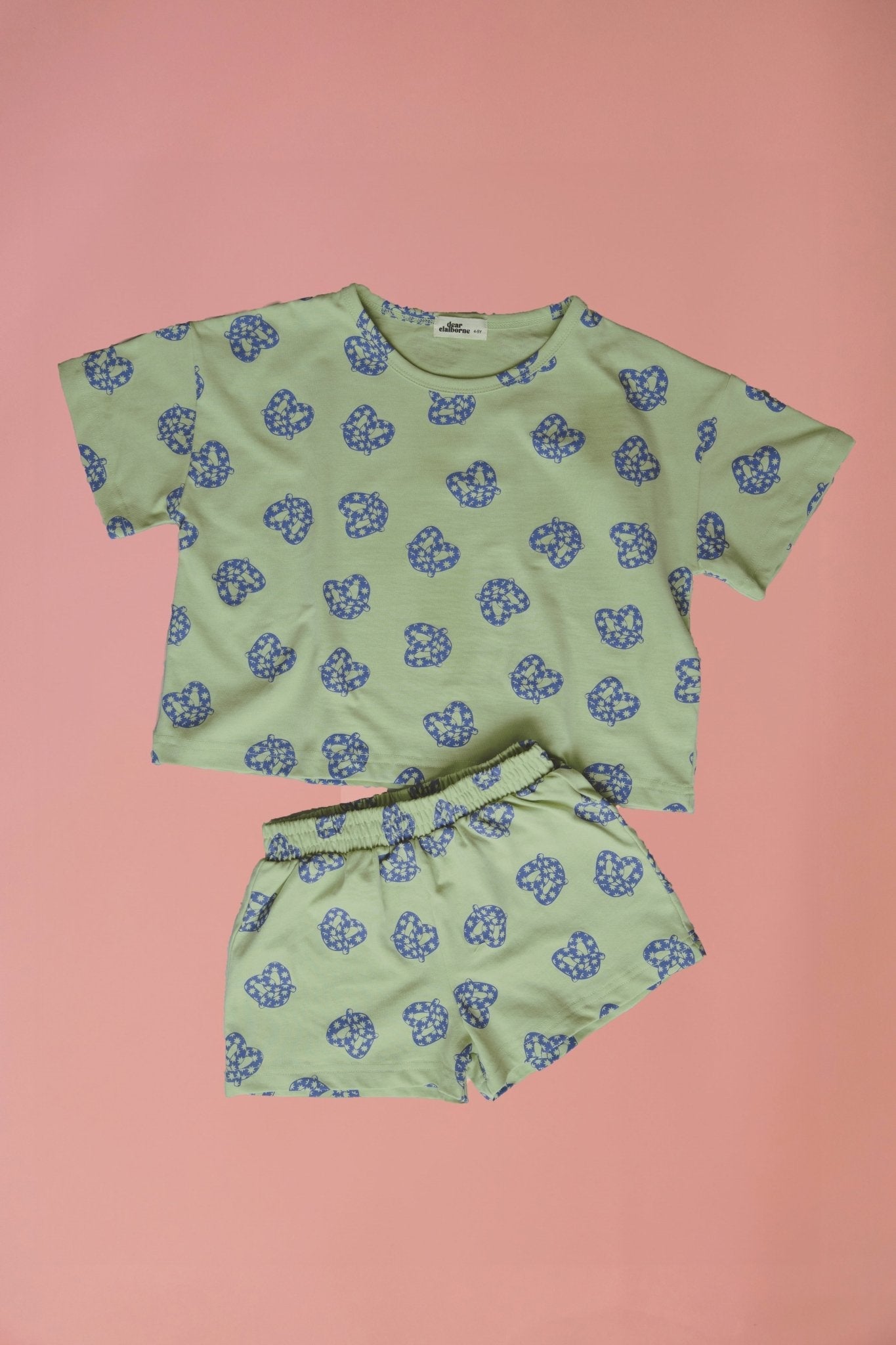 Pretzel Short Sleeve Play Set