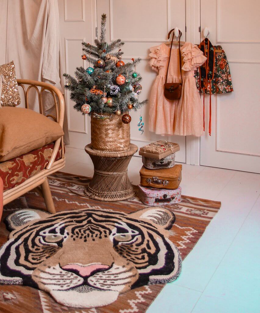 Rajah Tiger Head Rug Large