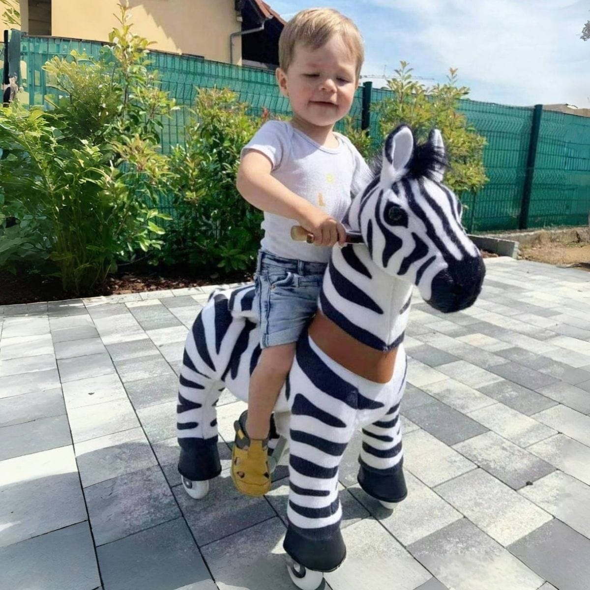 Model U Ride-on Animal Zebra Age 4-8