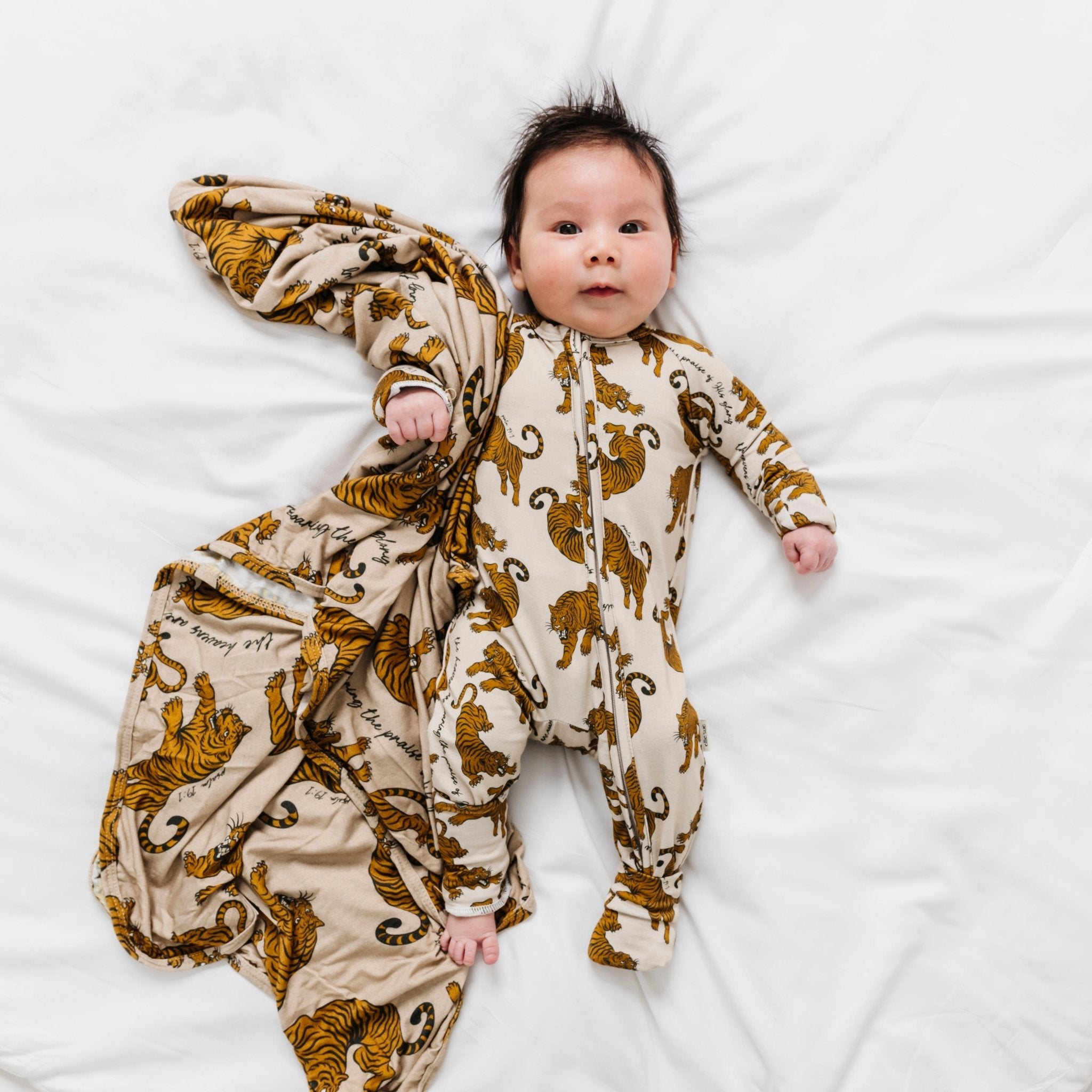 Roar Stretch Swaddle Blanket