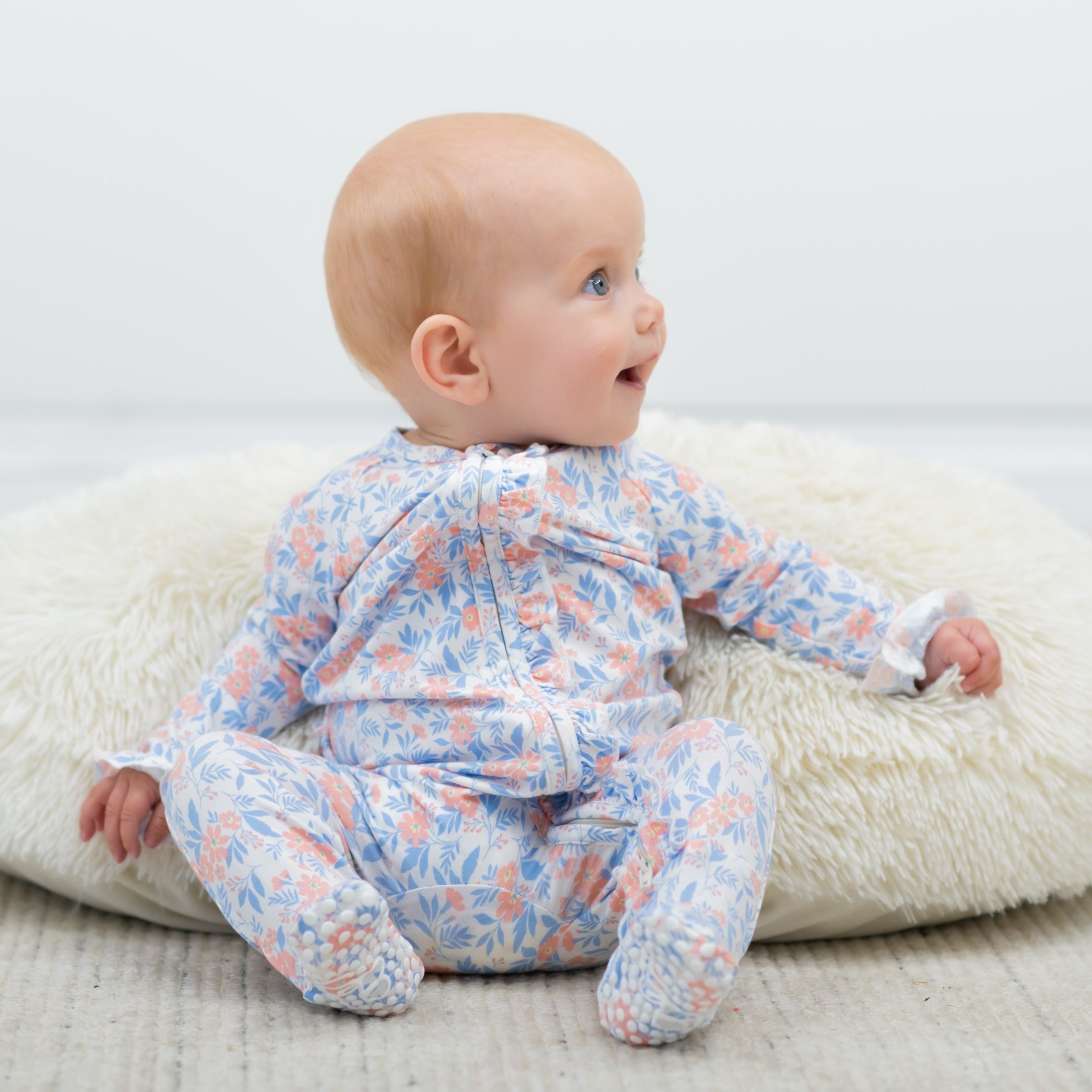 Ruffle Footie - Vintage Flower Pink