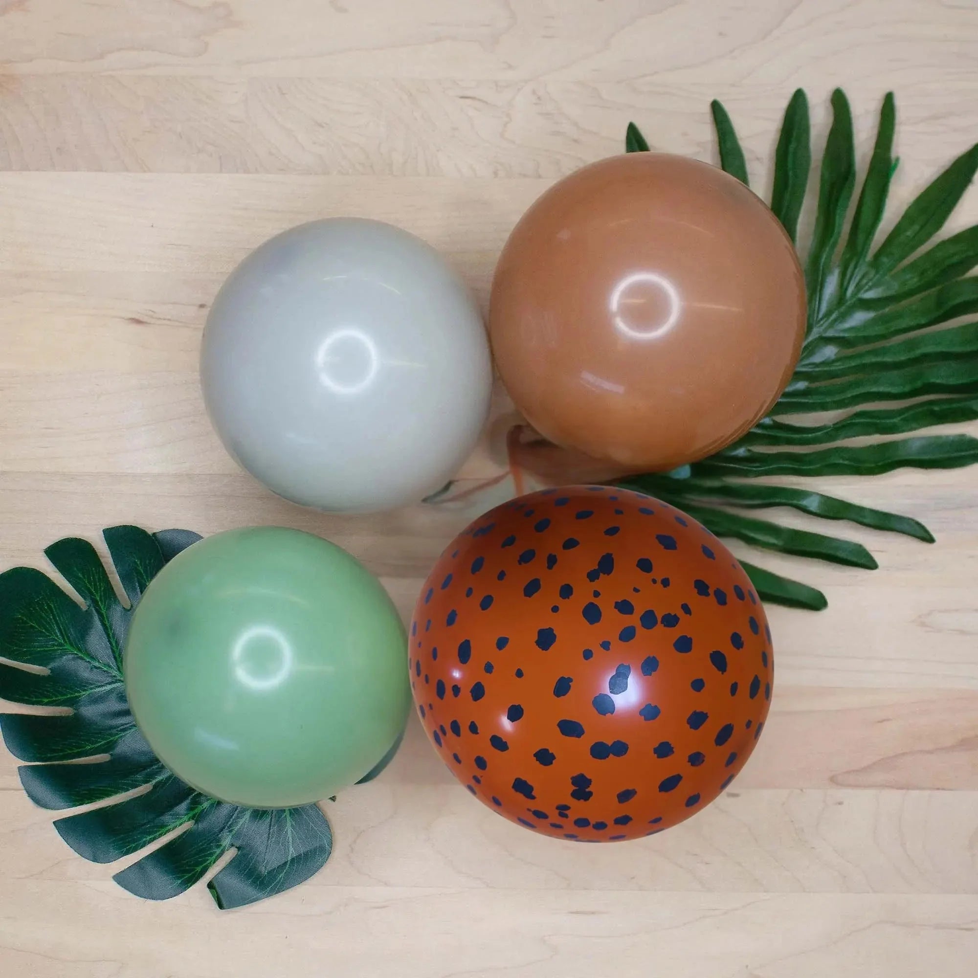 Rustic Cheetah Print Latex Balloons | 11” Safari Party Balloons (10 Pack)