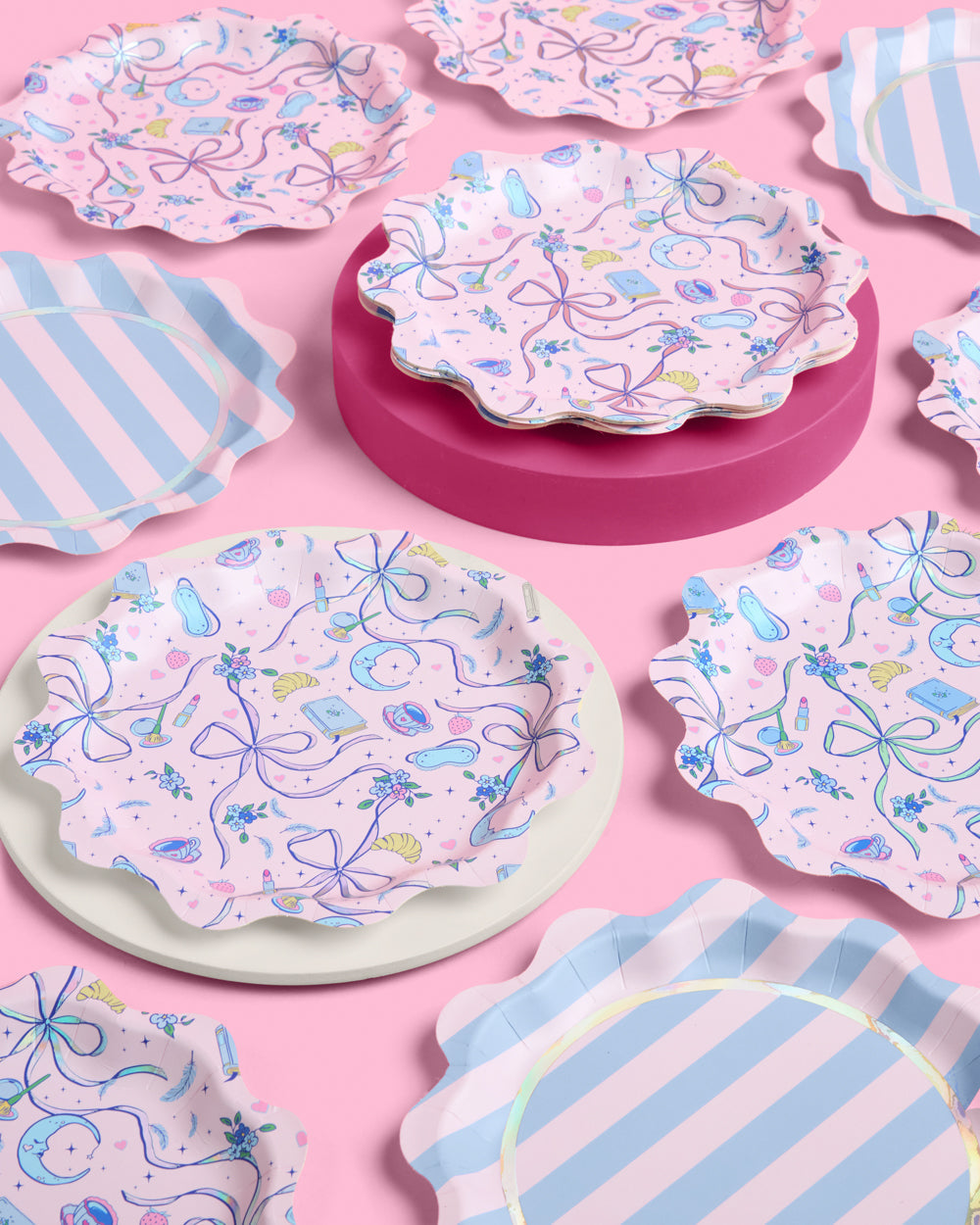 Sweet Dreams Plates - 24 Paper Plates