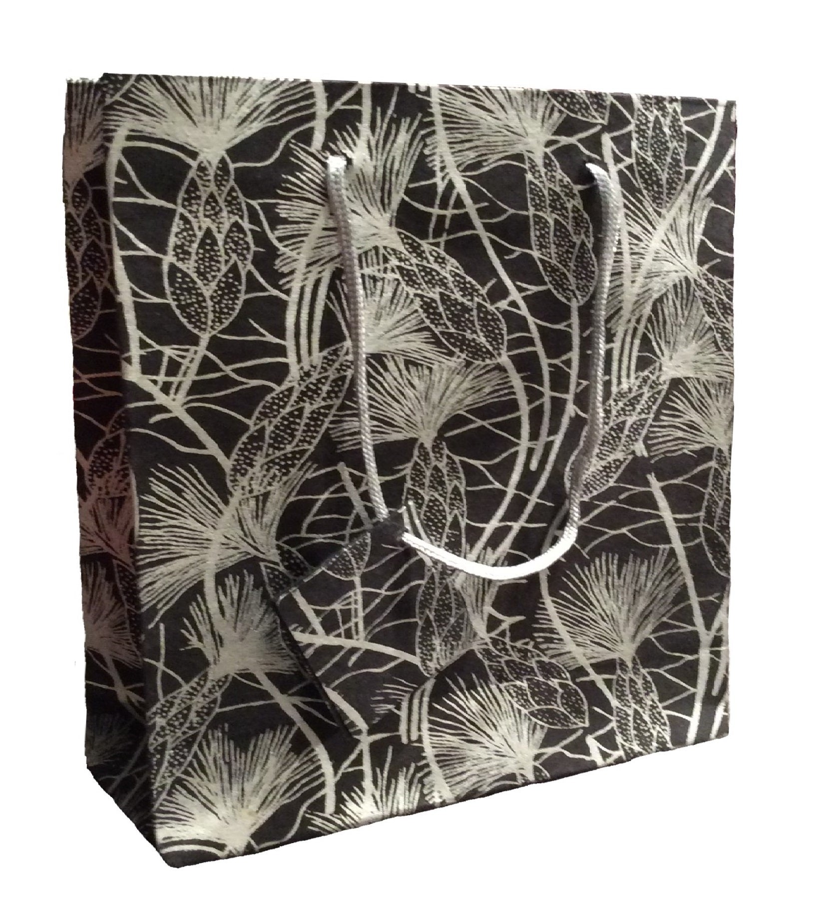 Set Of Six Recycled Cotton Gift Bags Tag Black Beach Grass Design