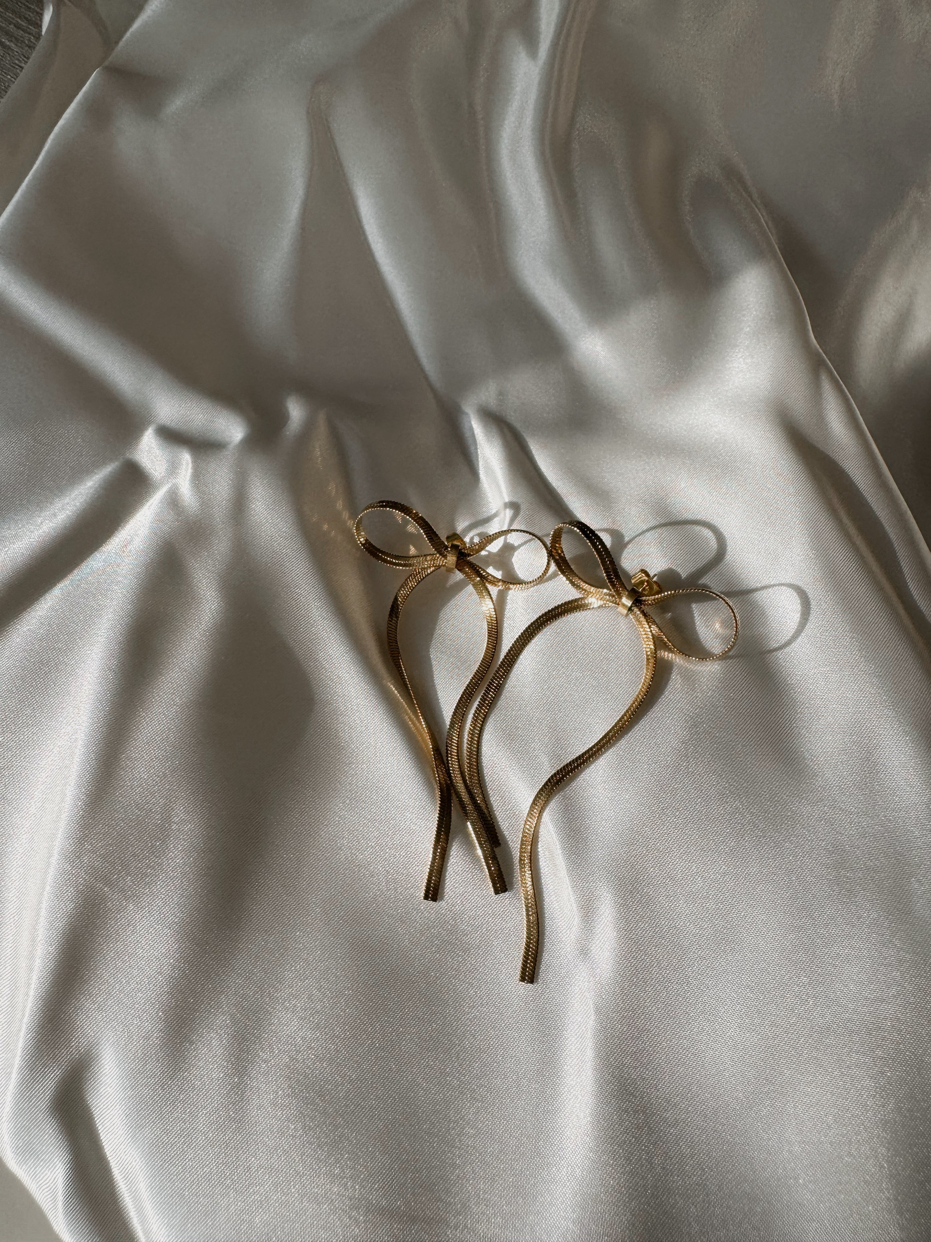 Lola Bow Earrings