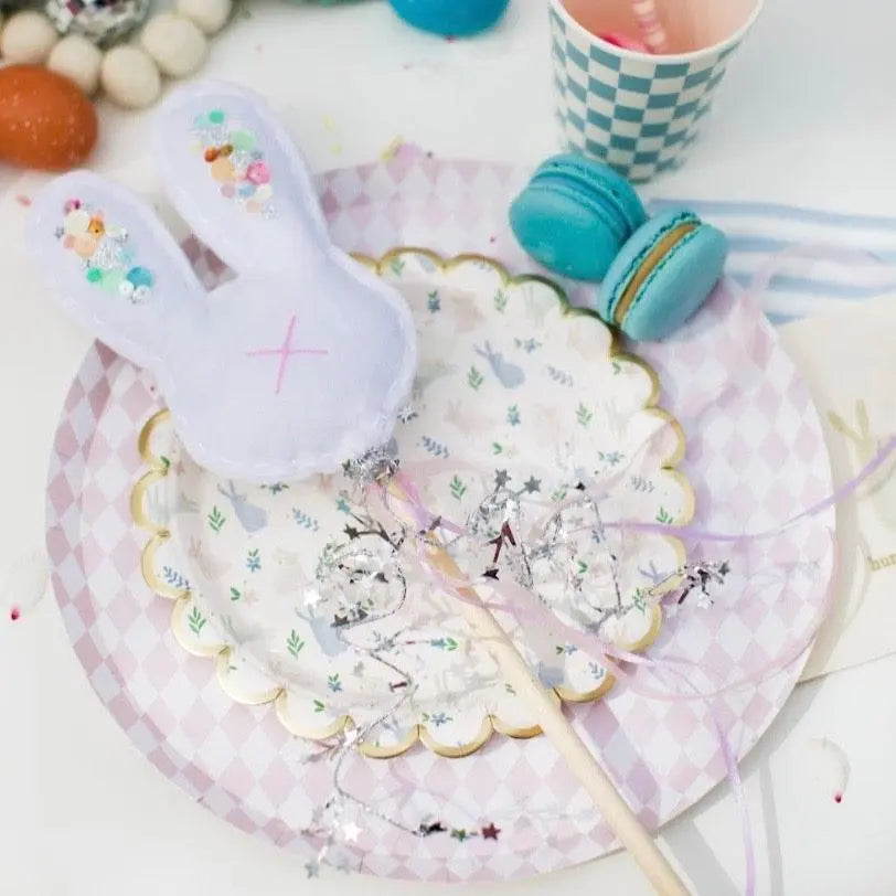 Small Scalloped Bunny Plate