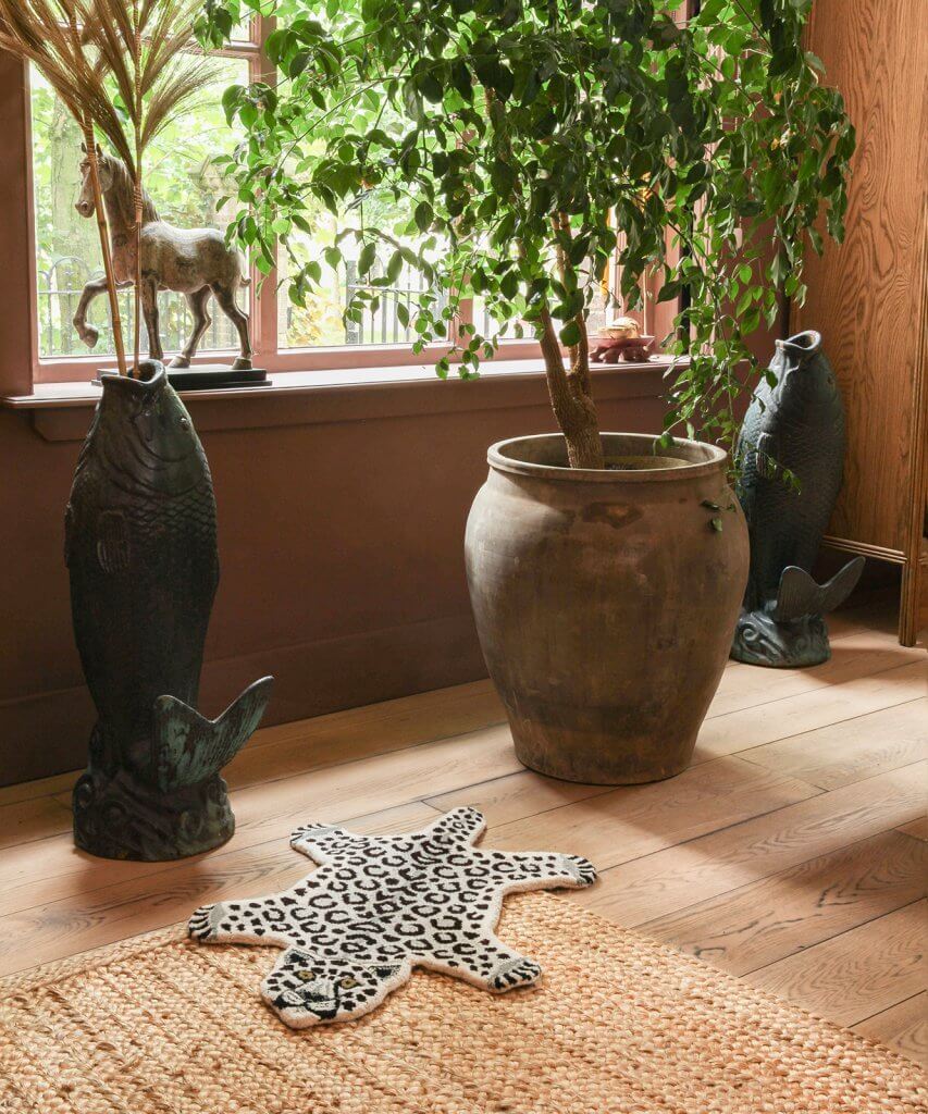 Snowy Leopard Rug Small