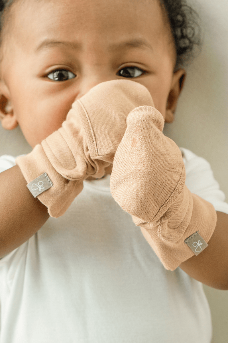 Stay On Mitts | Sandstone