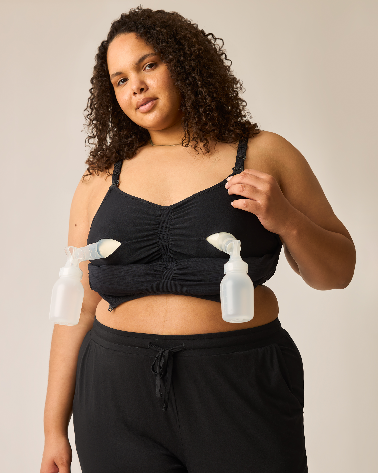 Sublime® Hands-free Pumping & Nursing Bra | Black
