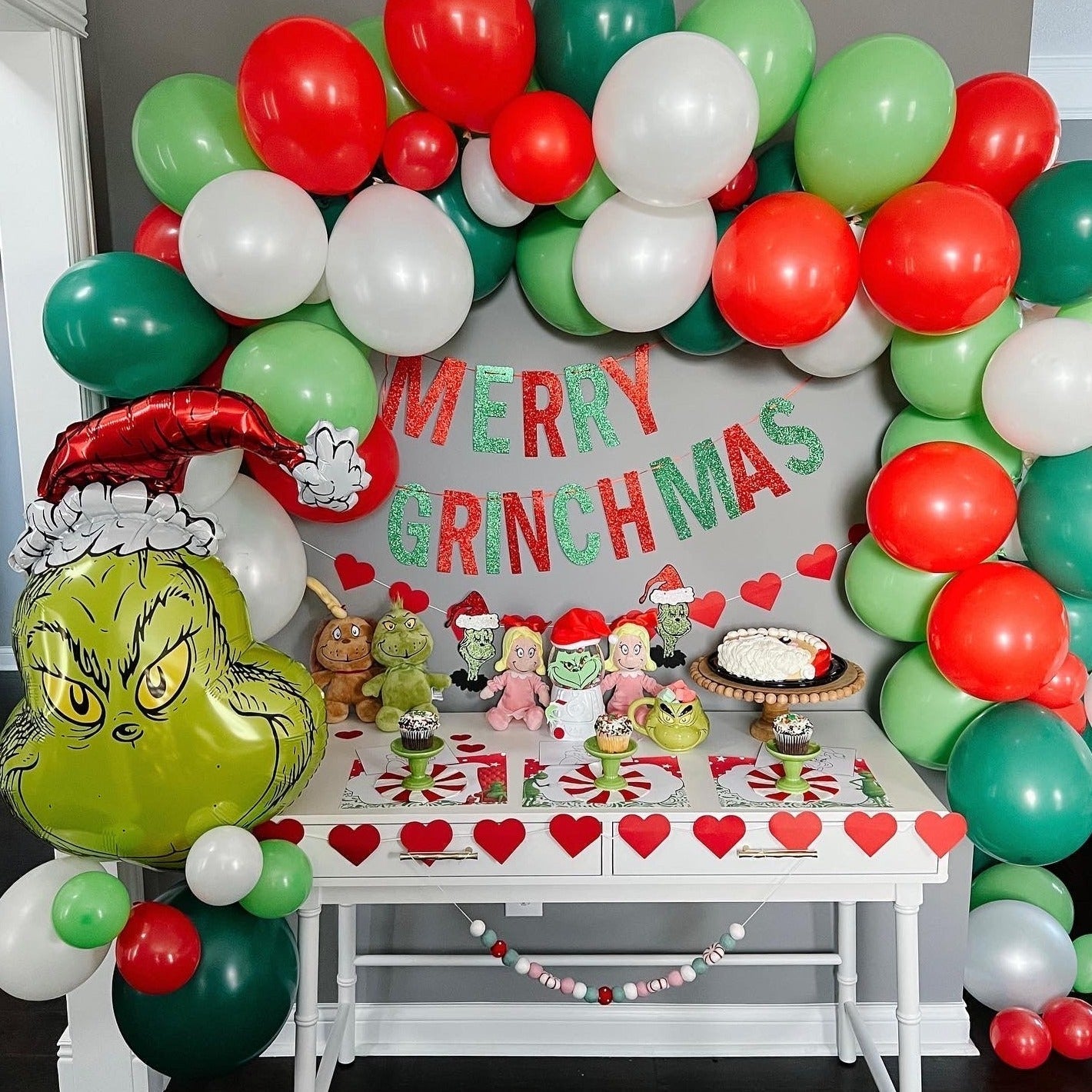 Grinch Christmas Balloon Garland Kit – Red & Green