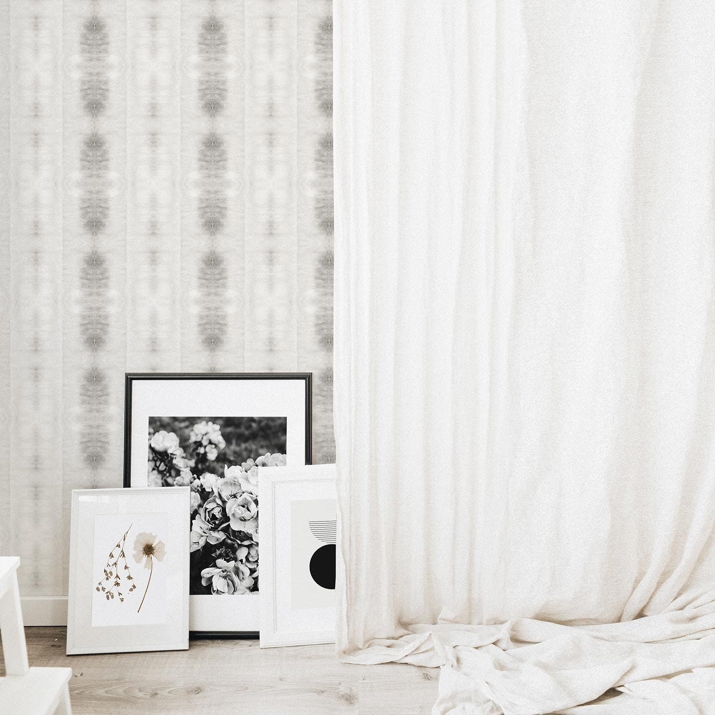 Tie-dye Stripes Wallpaper