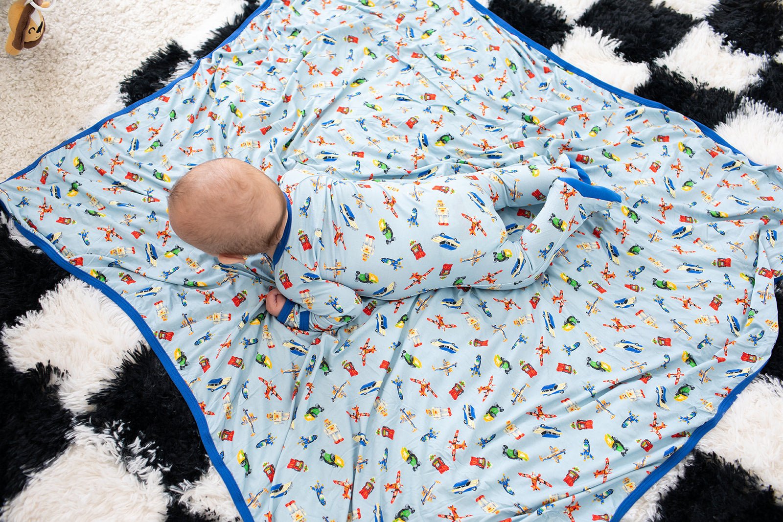 Tiny Travelers Swaddle