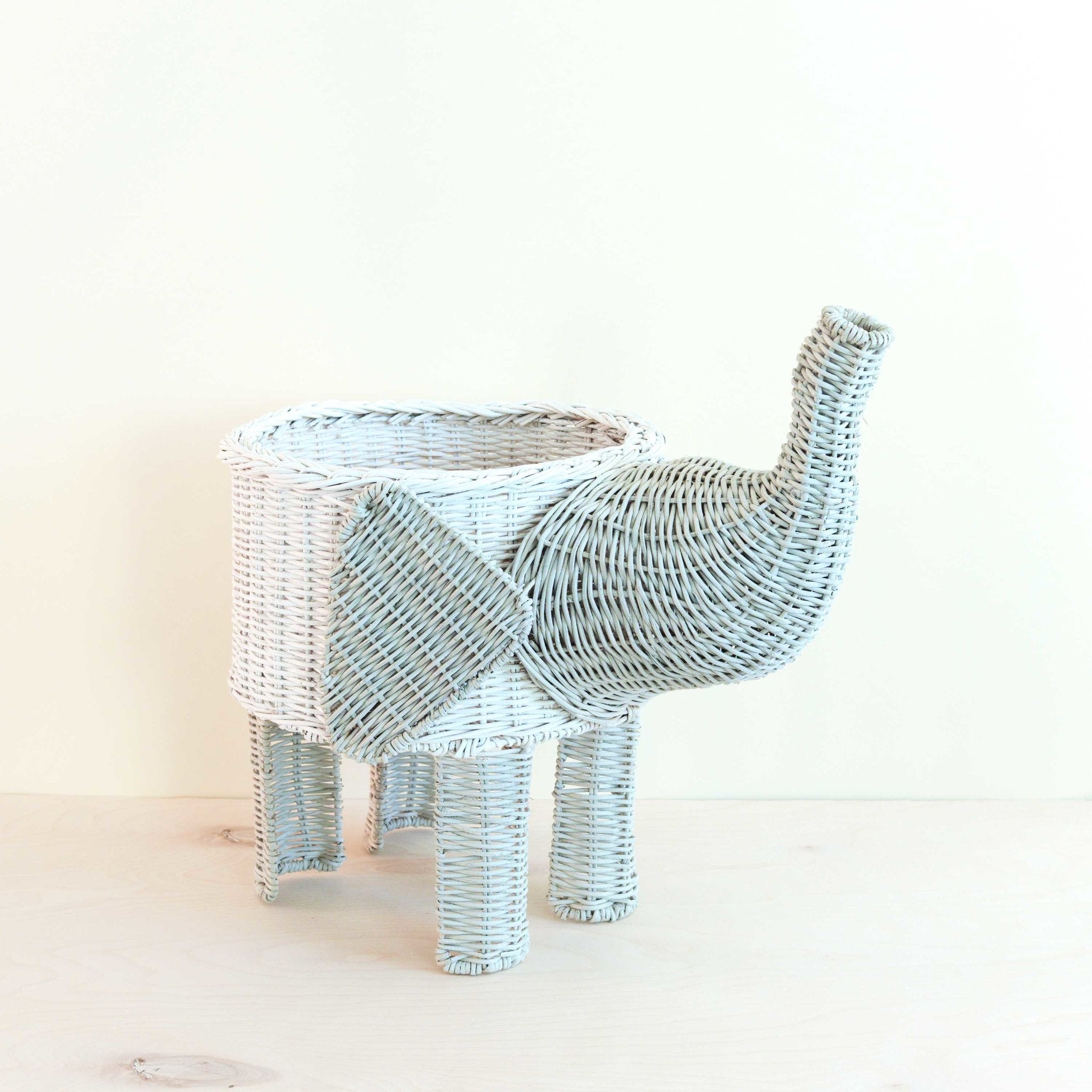 Two-tone Rattan Elephant Basket - Wicker Organizer | Likhâ